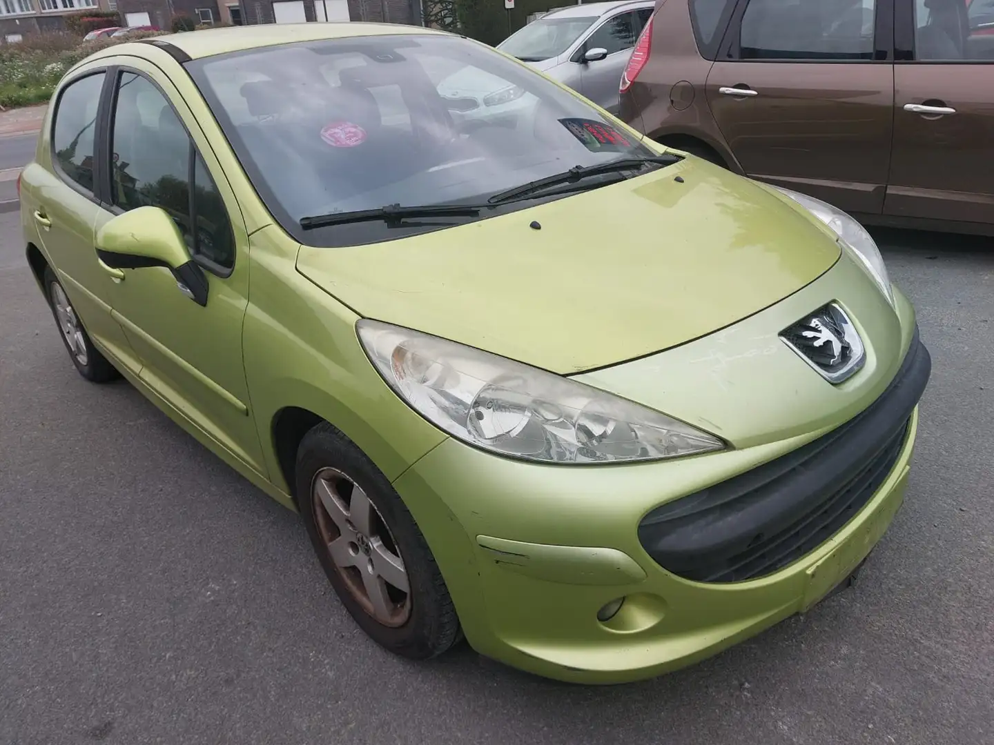 Peugeot 207 207 1.4i// **pas de conformité-- - 1