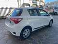 Toyota Yaris 5p 1.5h Active UNICO PROPRIETARIO OK NEOPATENTATI Wit - thumbnail 4