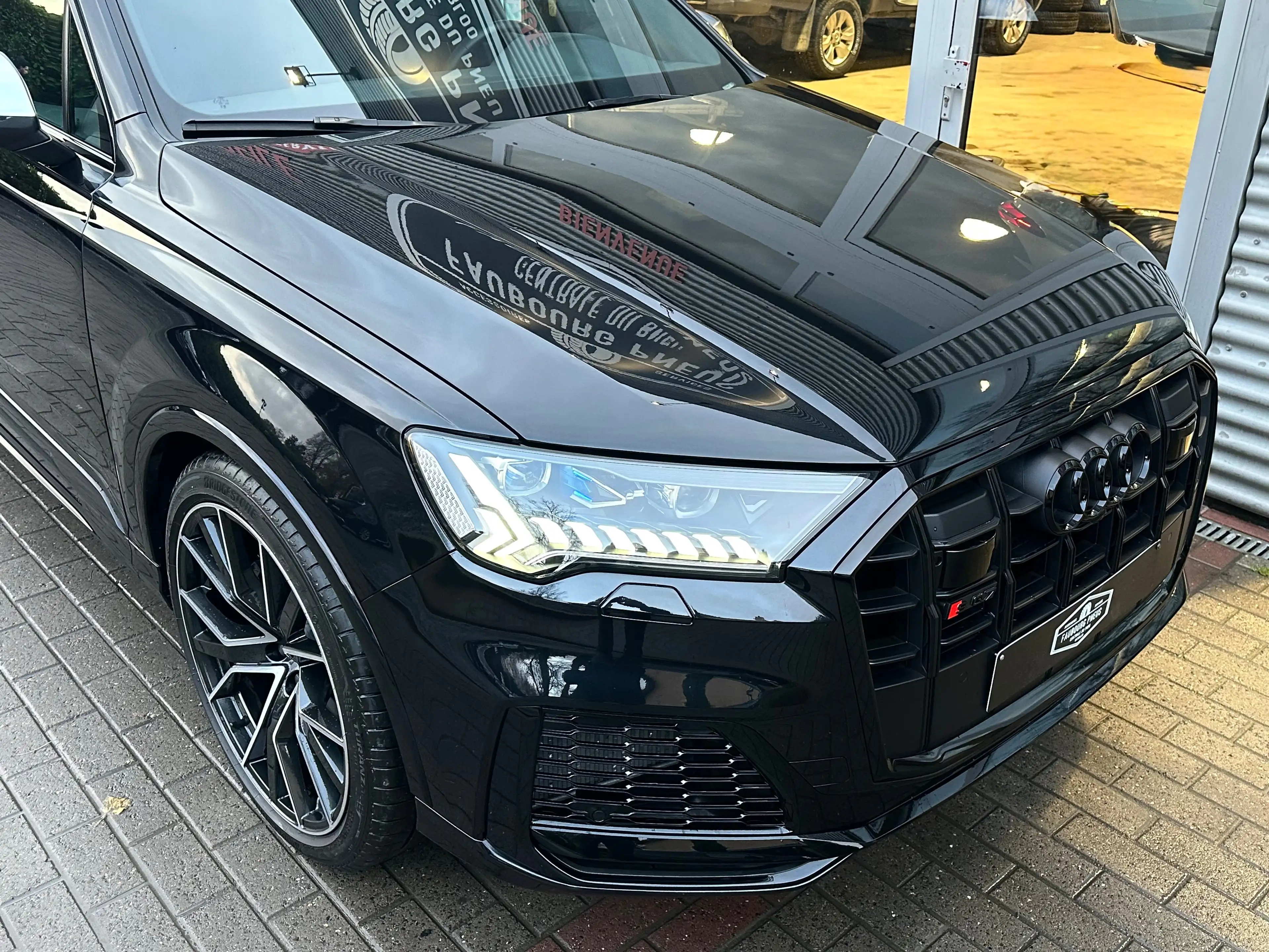 Audi SQ7 *HISTORIQUE-AUDI*LASER-LIGHTS*DYNAMIC-ALL-WHEEL-ST — photo 14