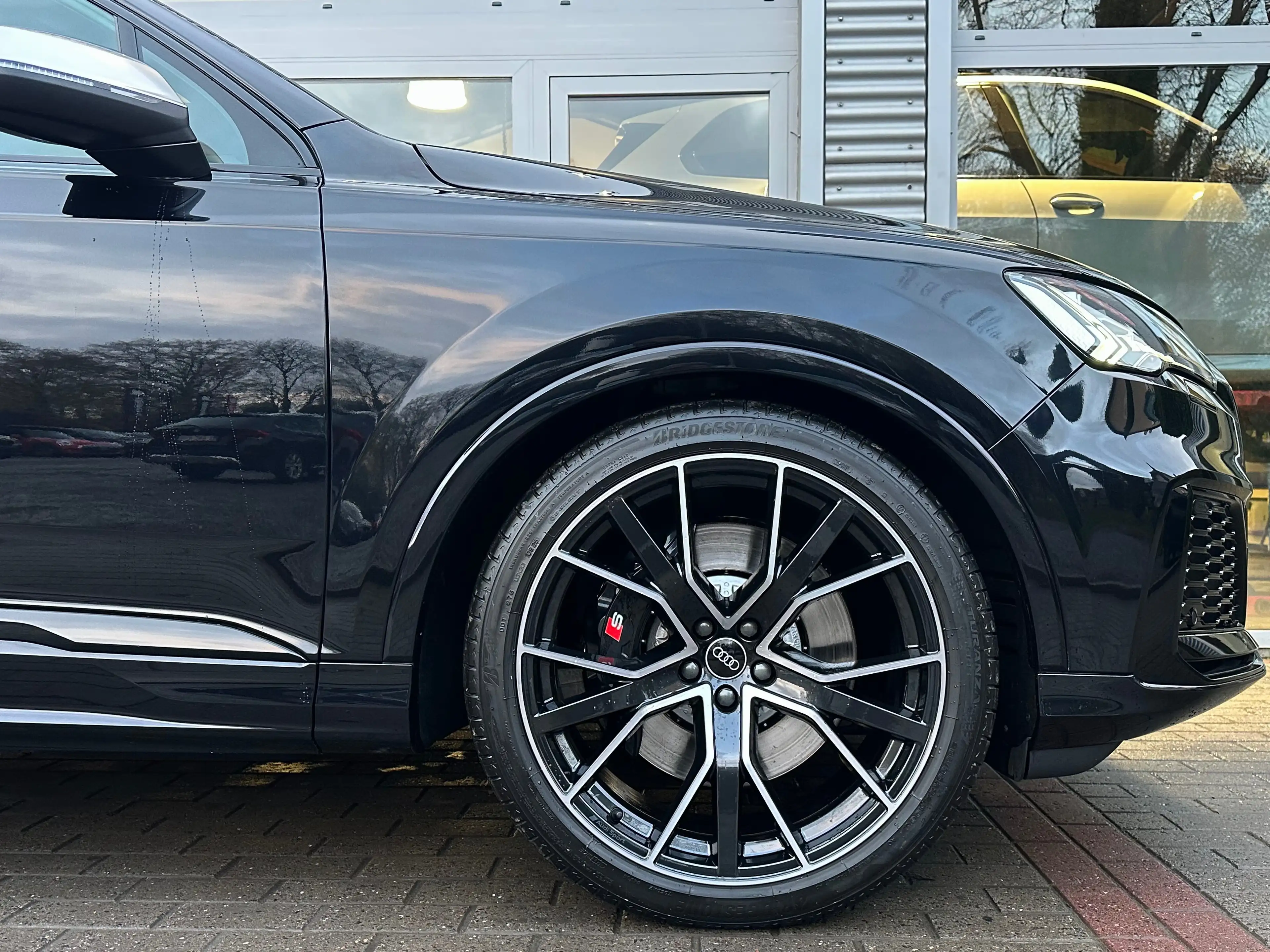 Audi SQ7 *HISTORIQUE-AUDI*LASER-LIGHTS*DYNAMIC-ALL-WHEEL-ST — photo 15