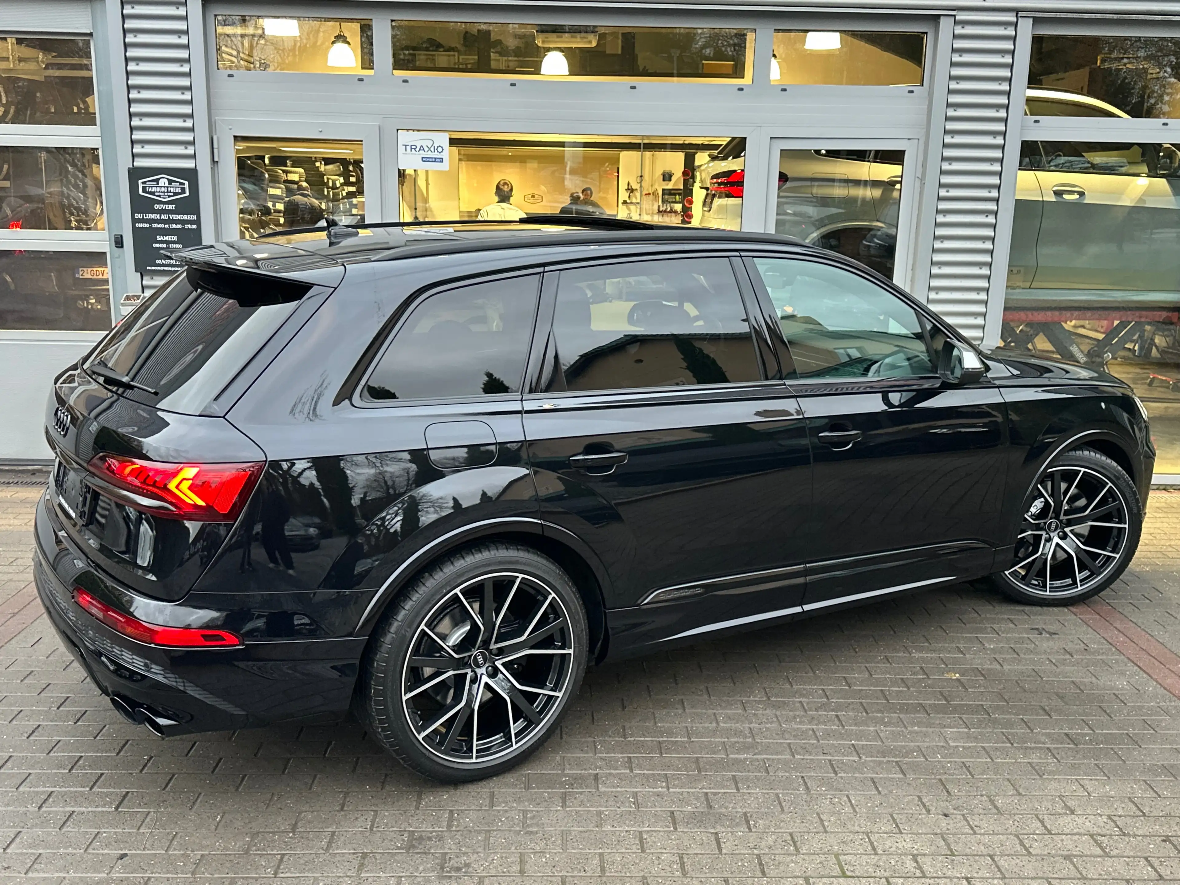 Audi SQ7 *HISTORIQUE-AUDI*LASER-LIGHTS*DYNAMIC-ALL-WHEEL-ST — photo 6