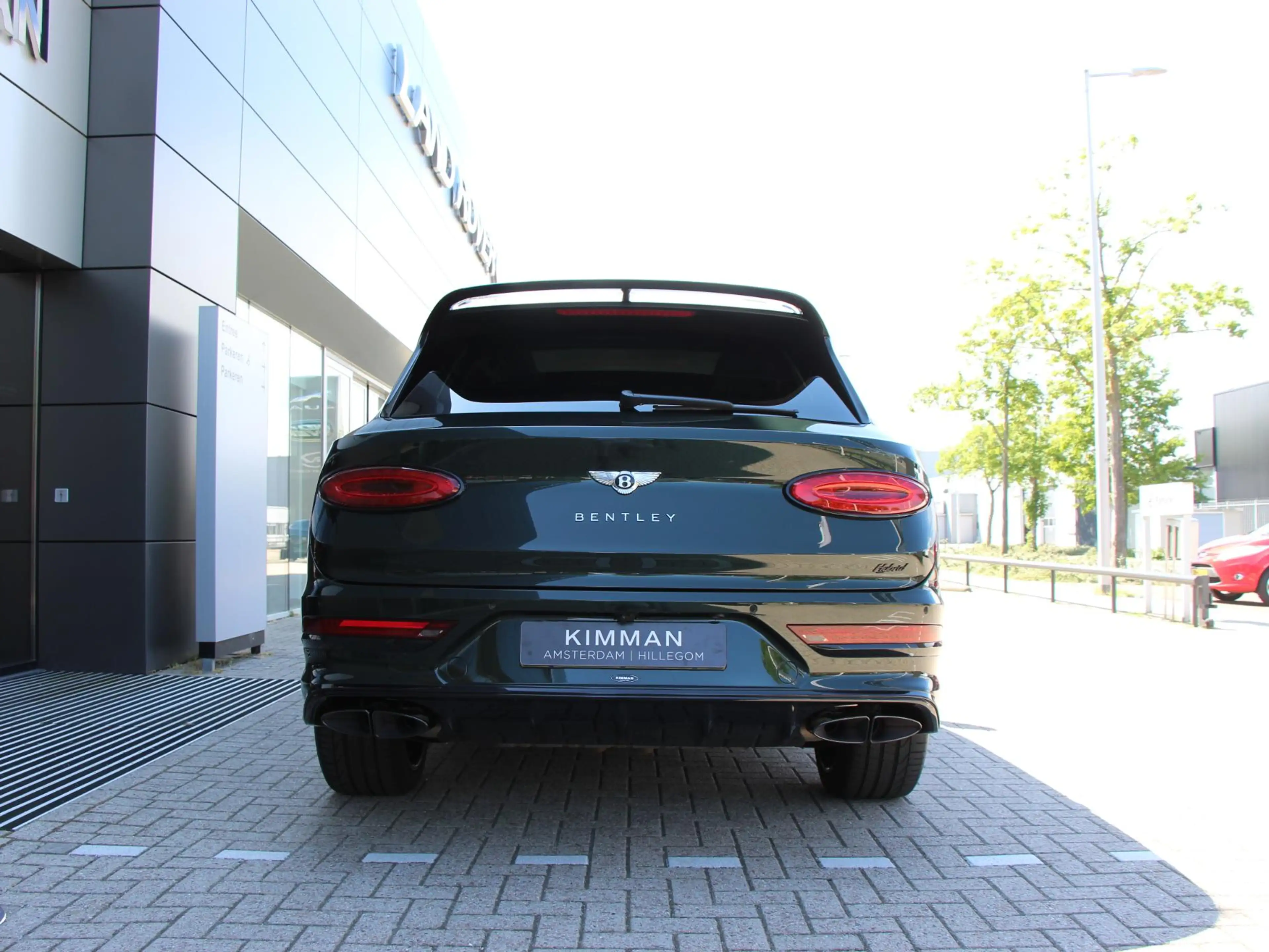 Bentley Bentayga 3.0 V6 Hybrid S | Naim | Massage | Comfort Spec | — photo 8