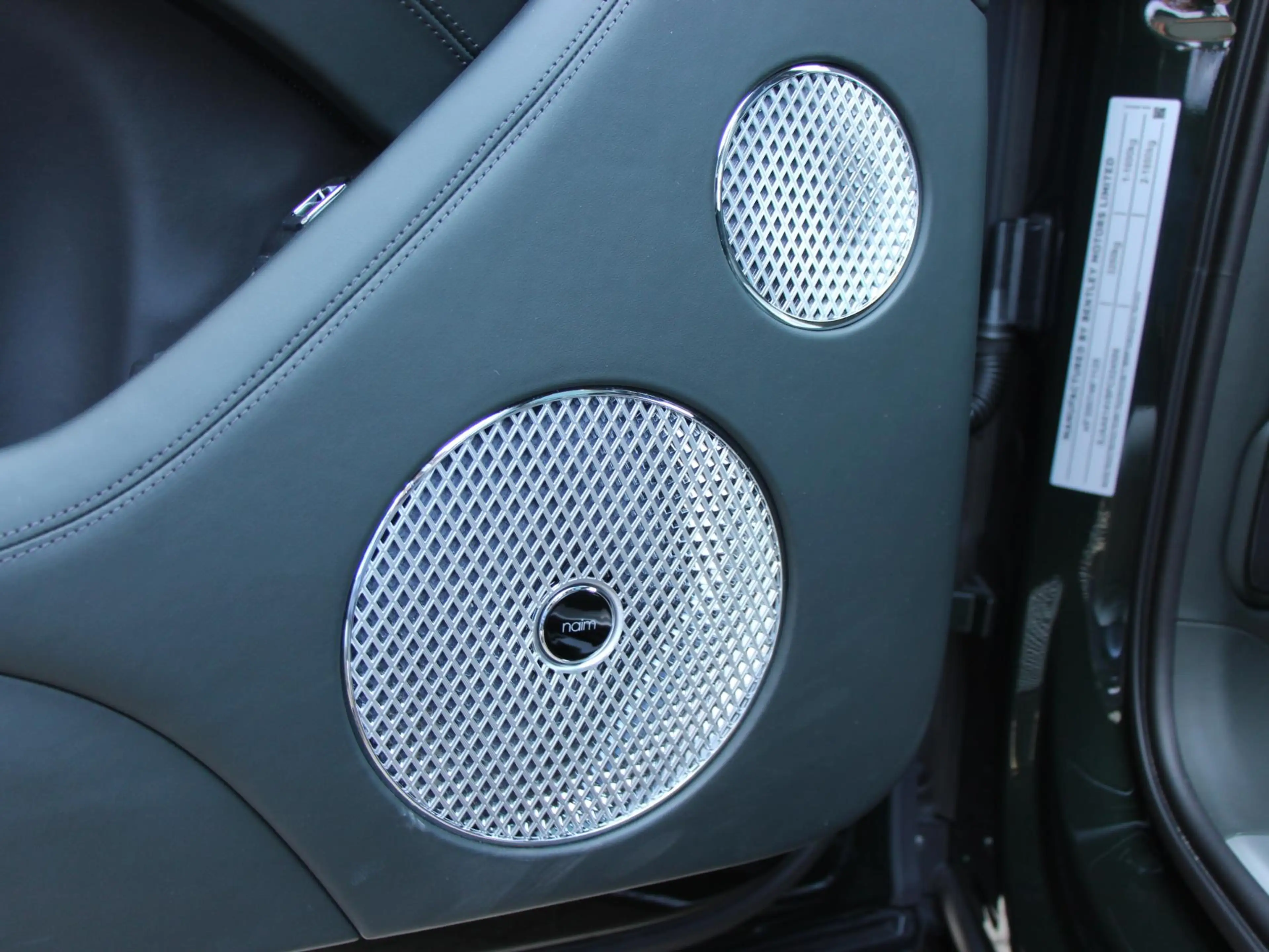 Bentley Bentayga 3.0 V6 Hybrid S | Naim | Massage | Comfort Spec | — photo 21