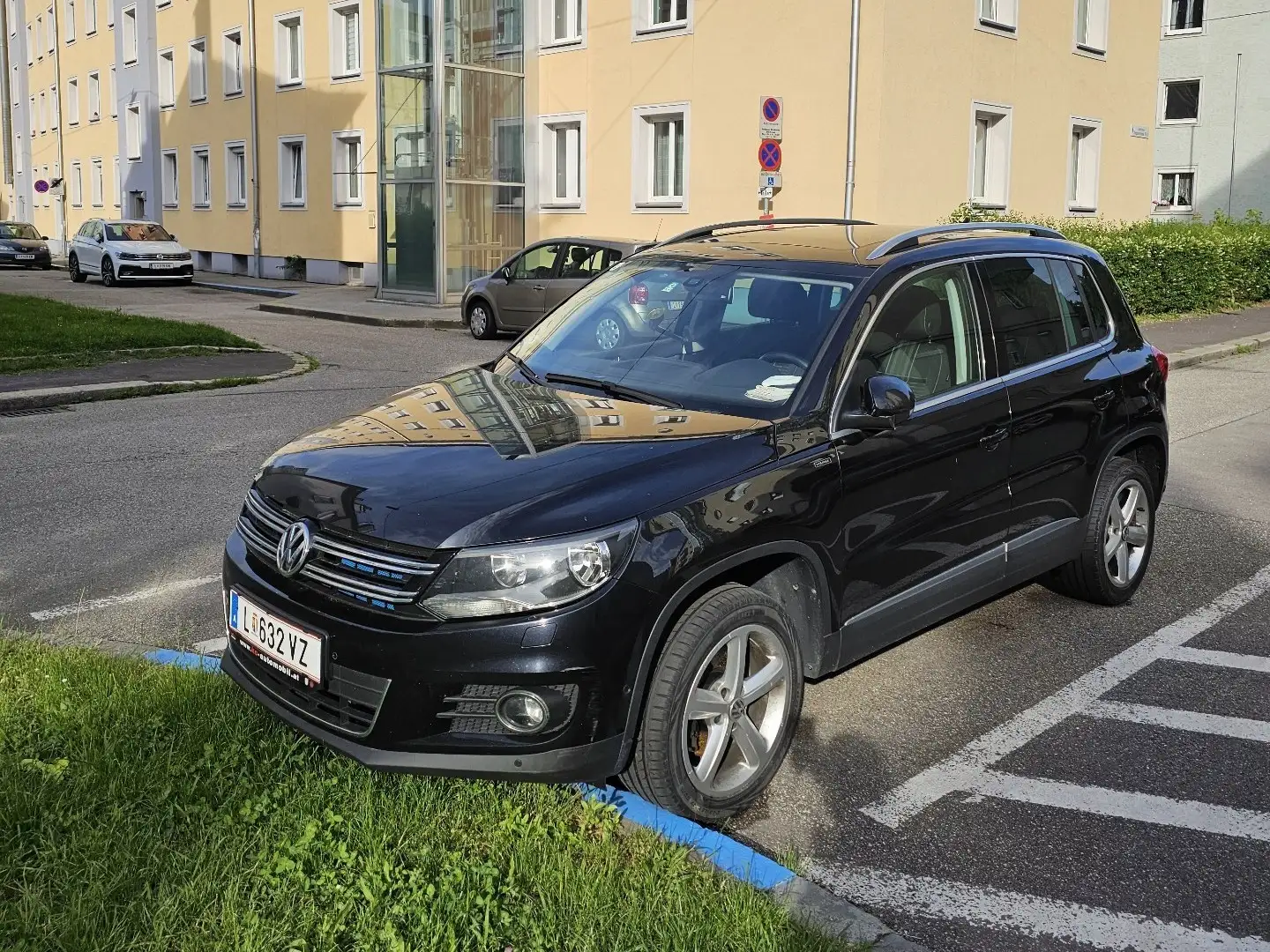 Volkswagen Golf TUGAIN Noir - 1