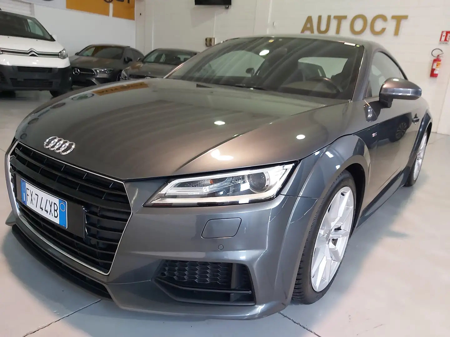 Audi TT TT Coupe 2.0 tdi ultra S line Gris - 1