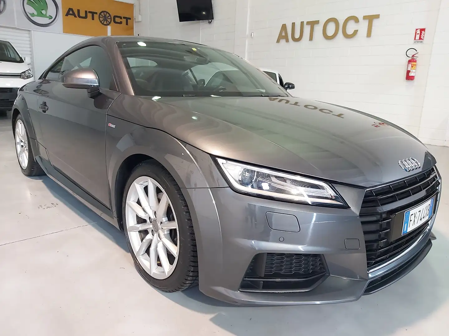 Audi TT TT Coupe 2.0 tdi ultra S line Gris - 2