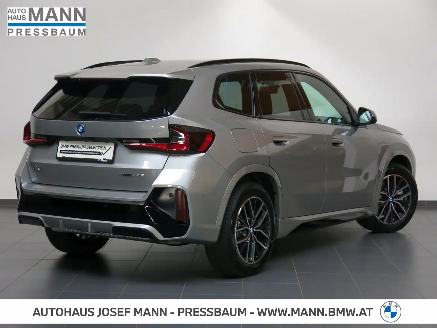 BMW X1 xDrive25e M SPORTEDITION, PREMIUMPAKET Silber - 2