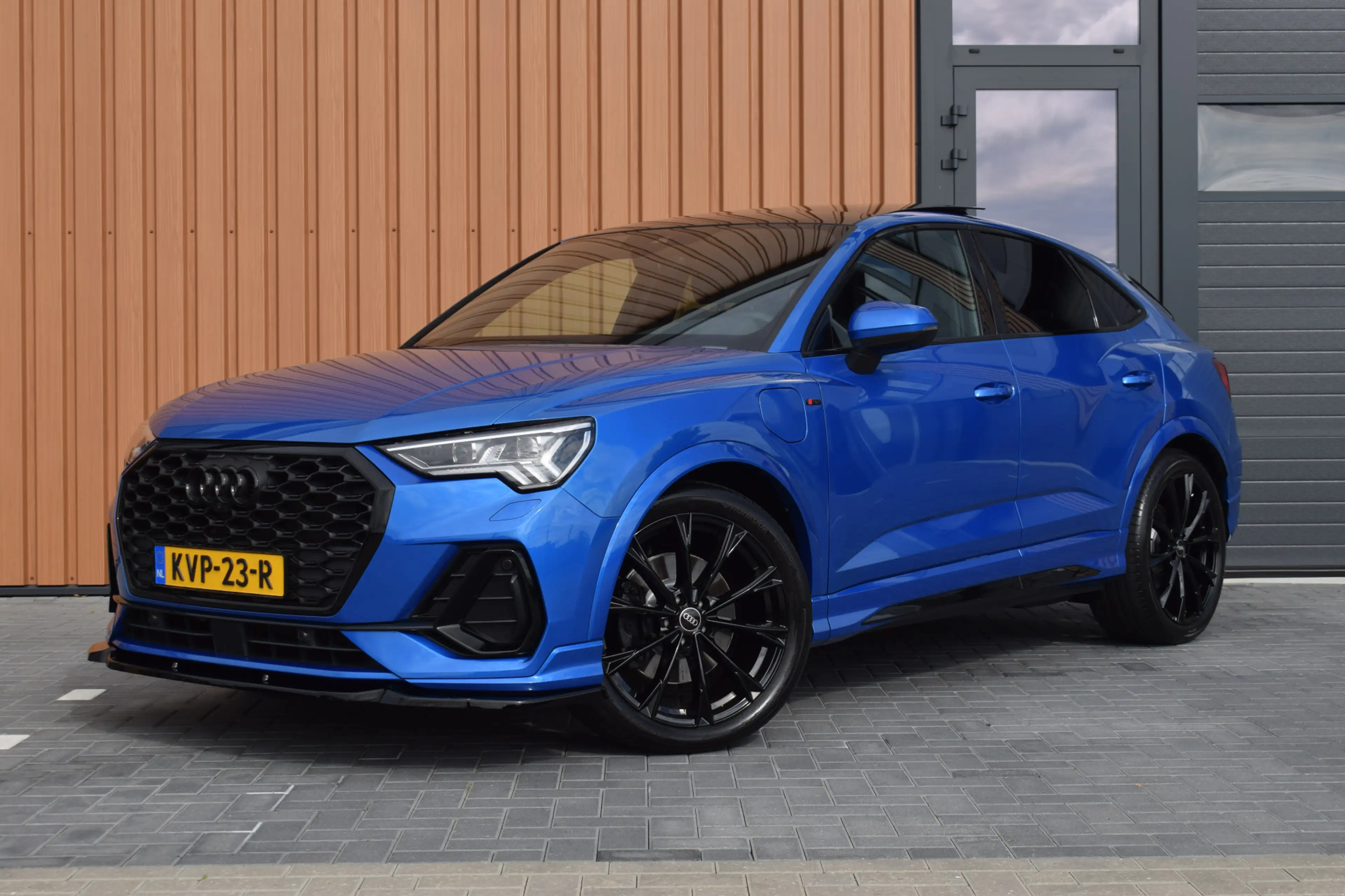 Audi Q3 Sportback 45 TFSI e S-line | Pano | Sonos | 360 ca
