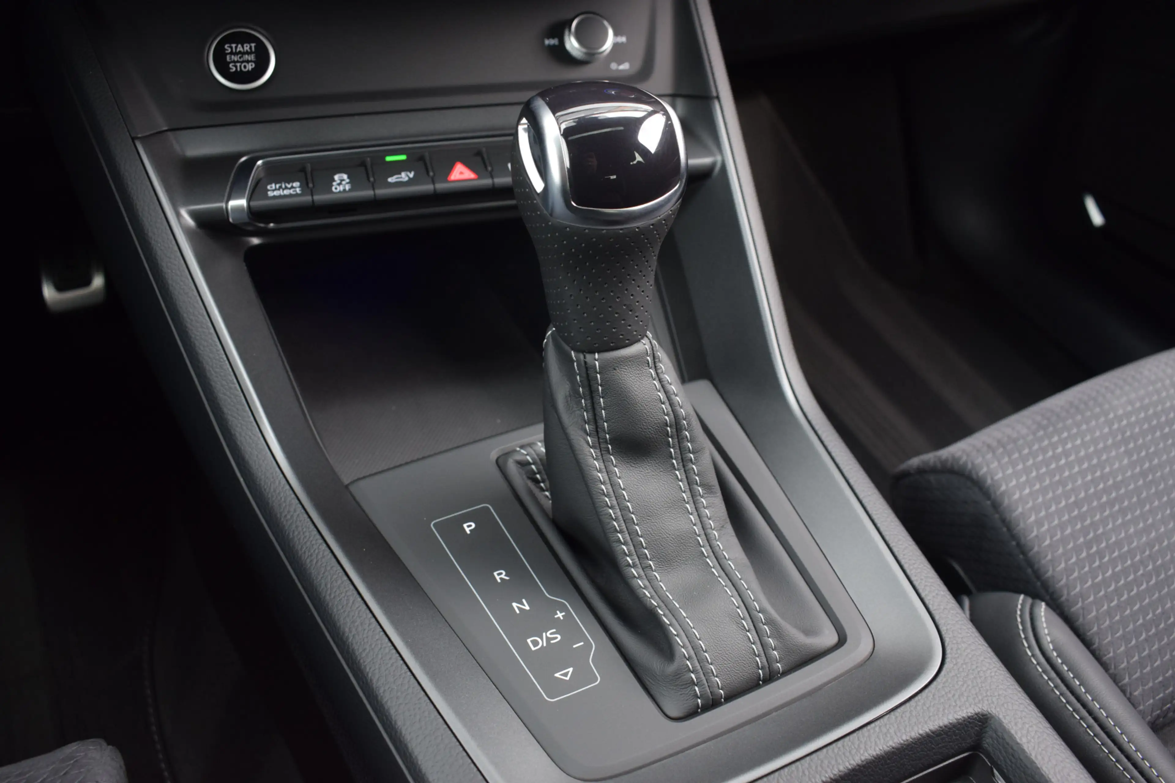 Audi Q3 Sportback 45 TFSI e S-line | Pano | Sonos | 360 ca — photo 46