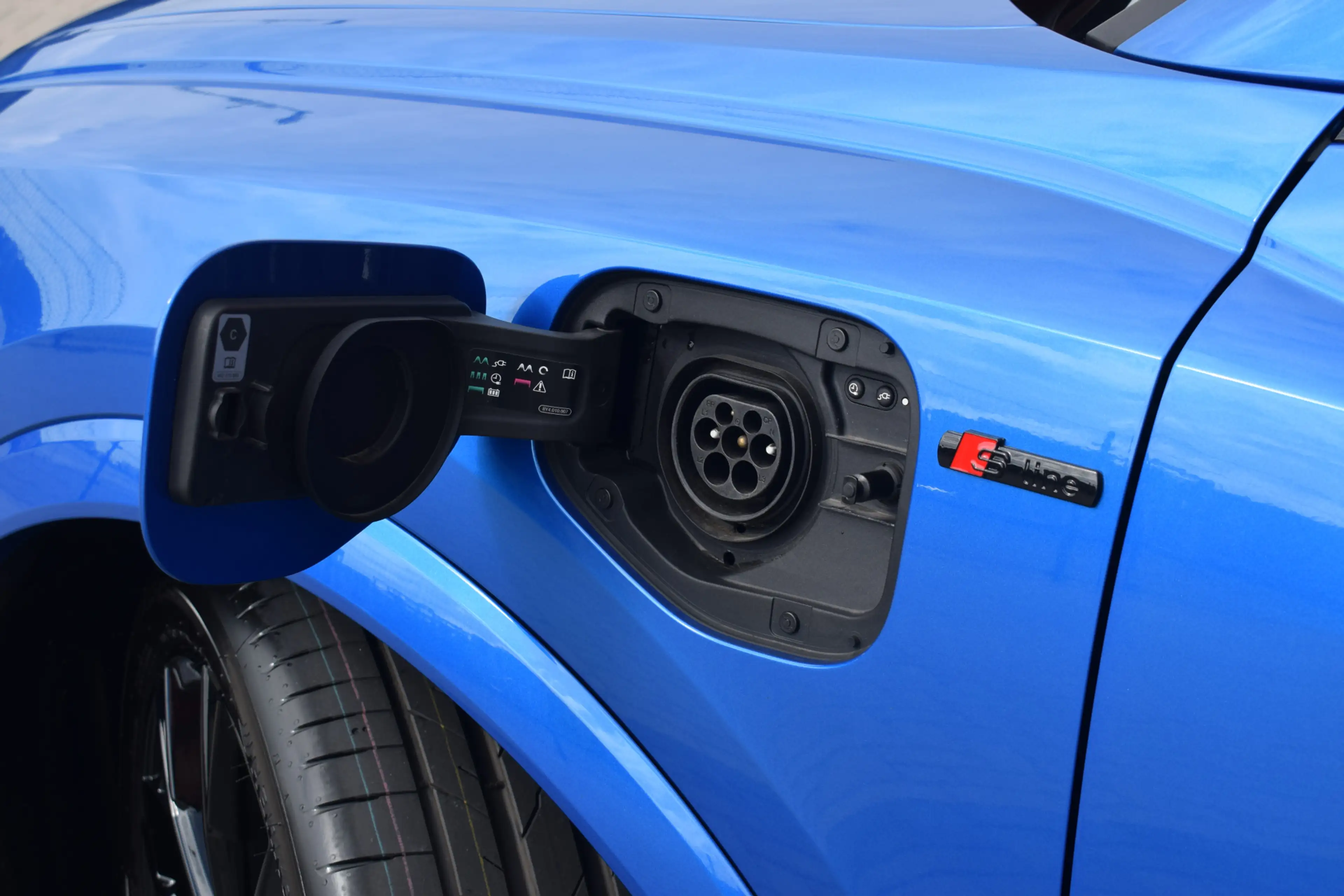 Audi Q3 Sportback 45 TFSI e S-line | Pano | Sonos | 360 ca — photo 20