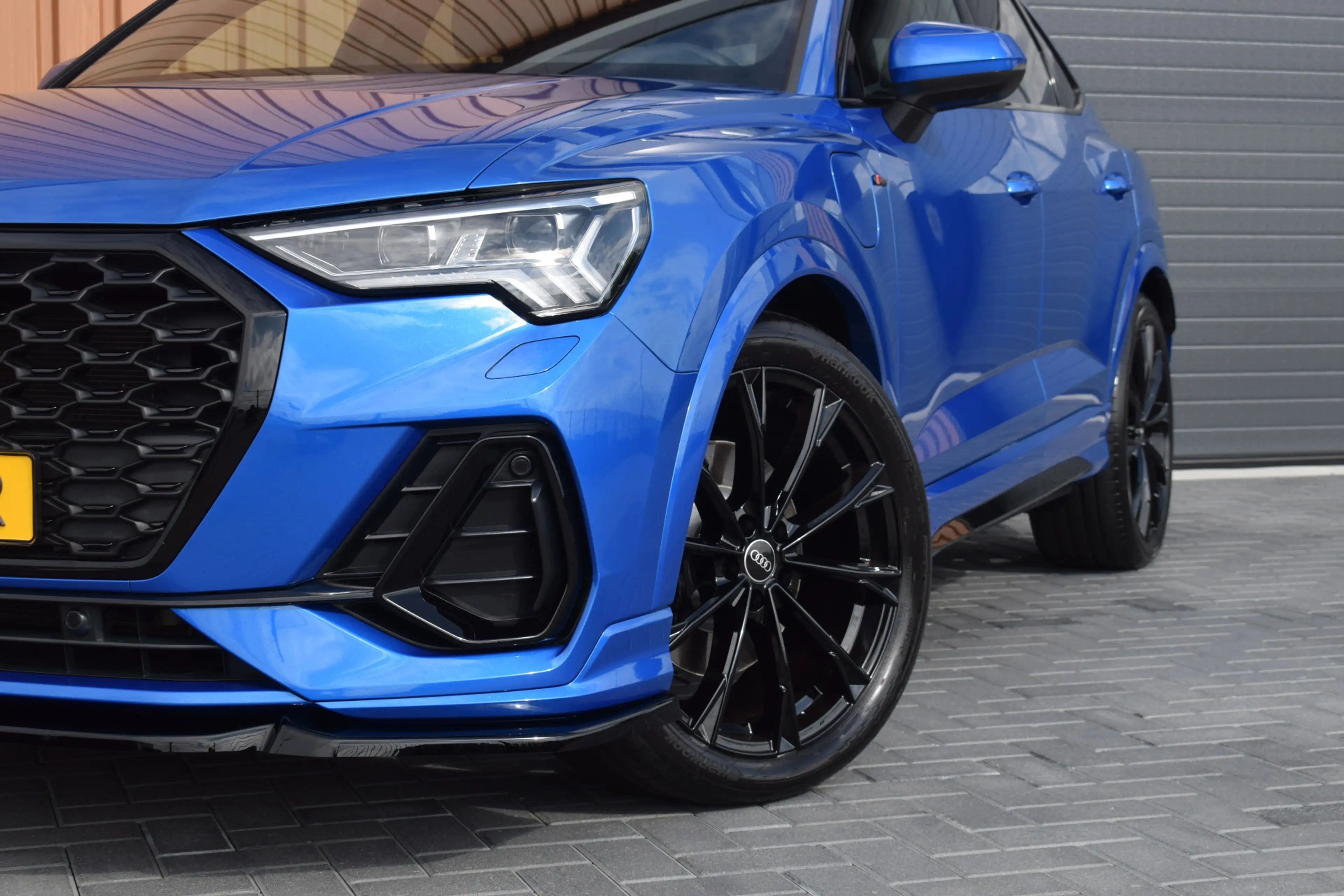 Audi Q3 Sportback 45 TFSI e S-line | Pano | Sonos | 360 ca — photo 19