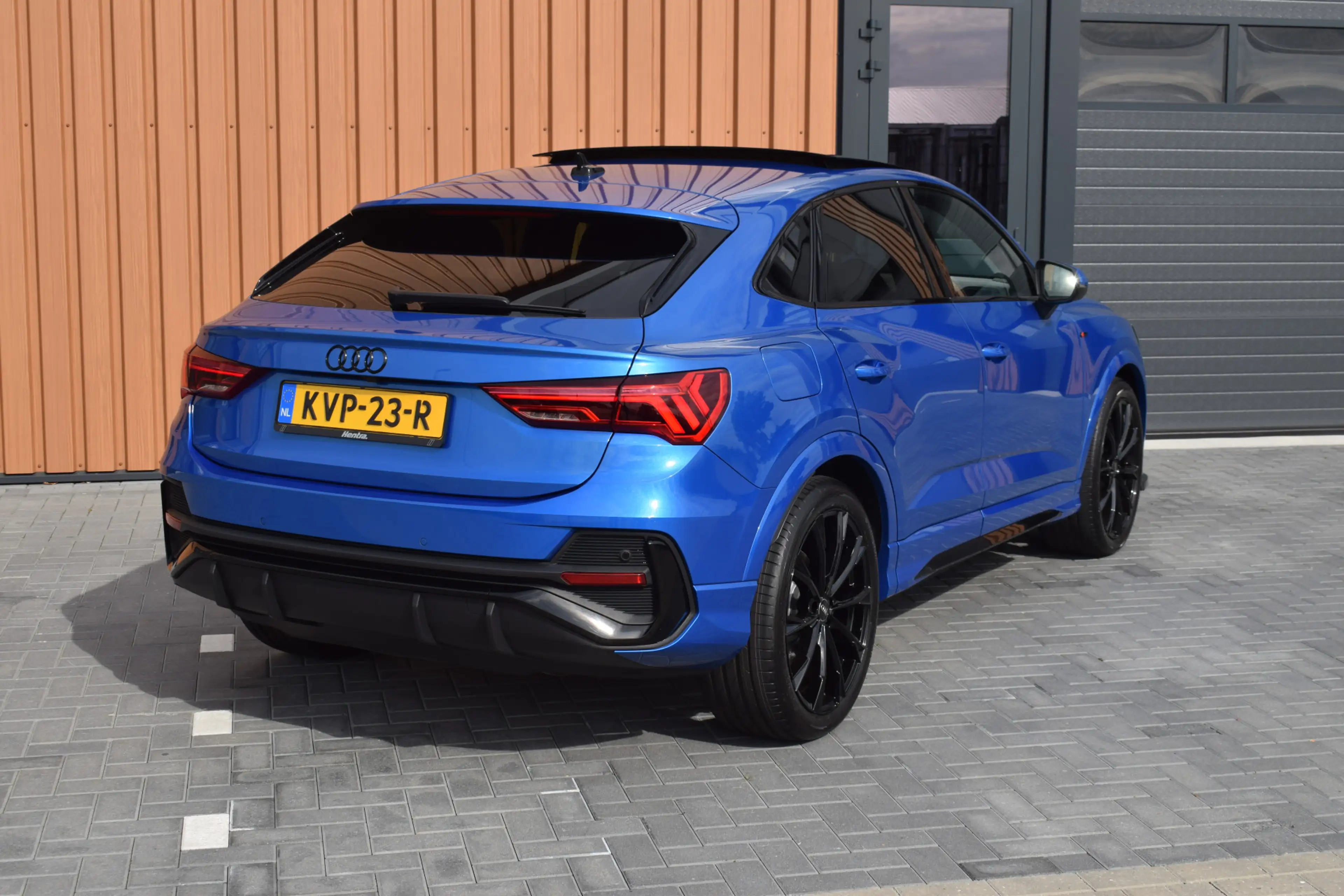 Audi Q3 Sportback 45 TFSI e S-line | Pano | Sonos | 360 ca — photo 30