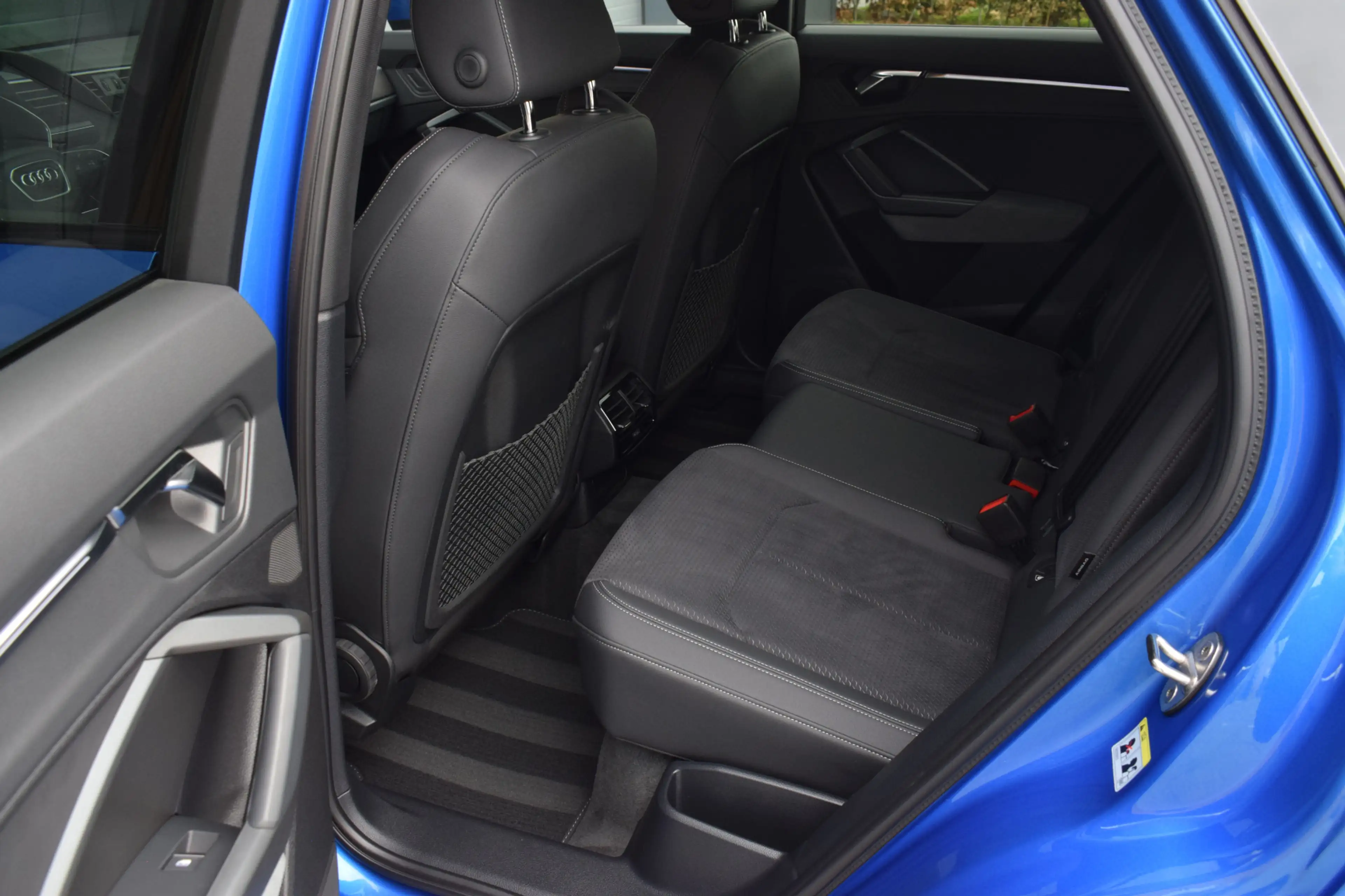 Audi Q3 Sportback 45 TFSI e S-line | Pano | Sonos | 360 ca — photo 6