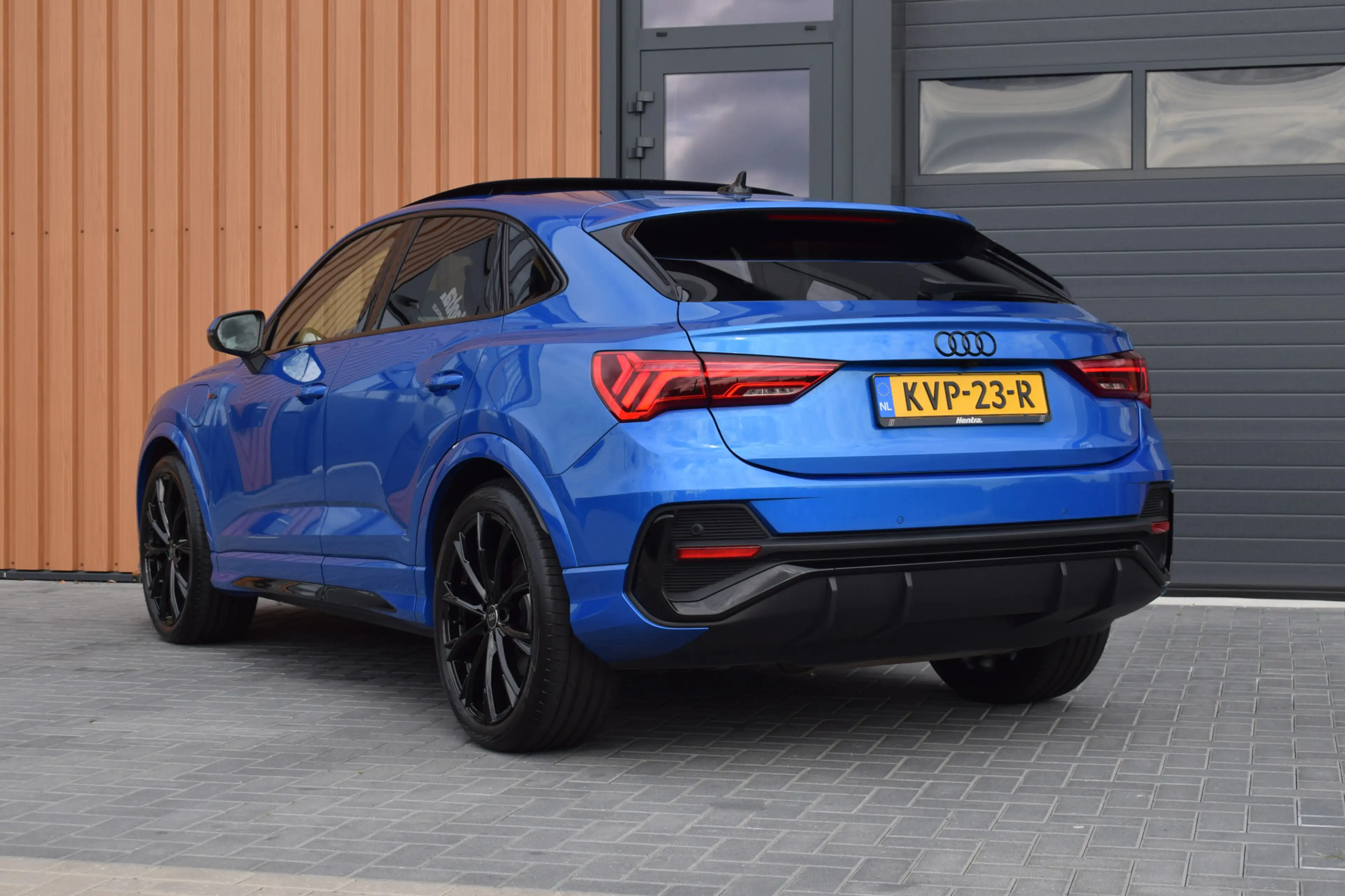 Audi Q3 Sportback 45 TFSI e S-line | Pano | Sonos | 360 ca — photo 11