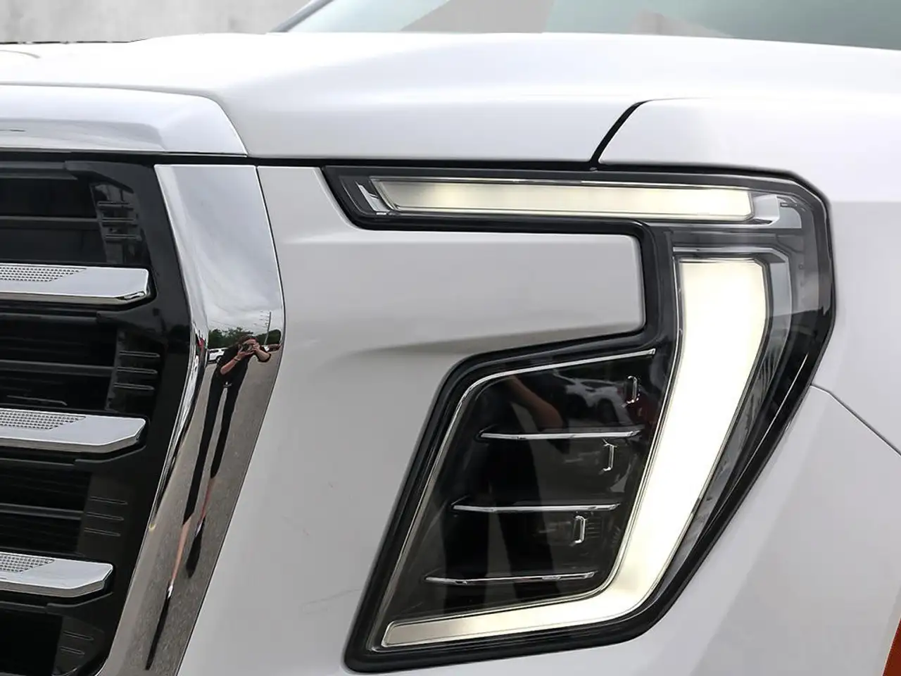 GMC Yukon снимка GMC Yukon