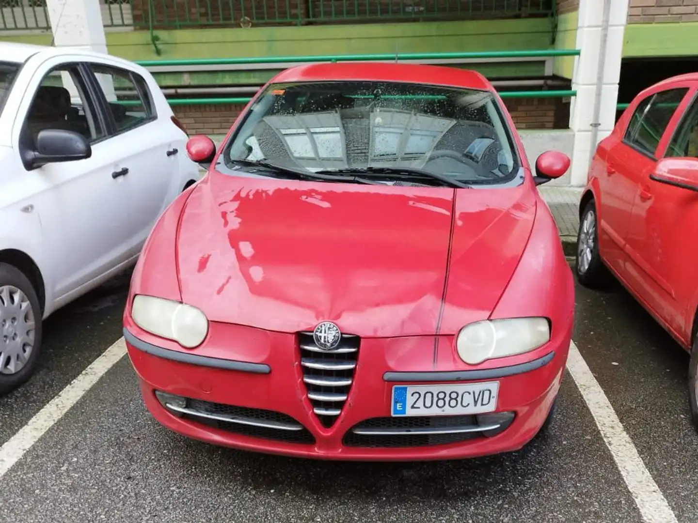 Alfa Romeo 147 2.0 Distinctive Rojo - 1