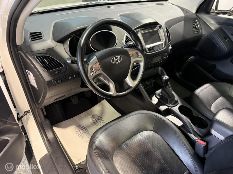Hyundai iX35 2.0i i-Catcher PANO/CLIMA/CRUIS/STOELV/APK/NAP — photo 3