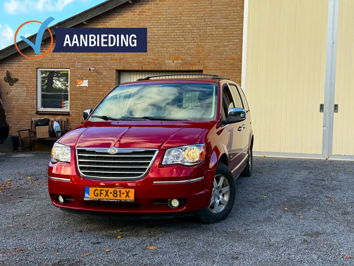 Chrysler Grand Voyager 3.8 V6 LIMITED-S 3xTV/DVD/STOW&GO/YOUNGTIMER Червоний - 1