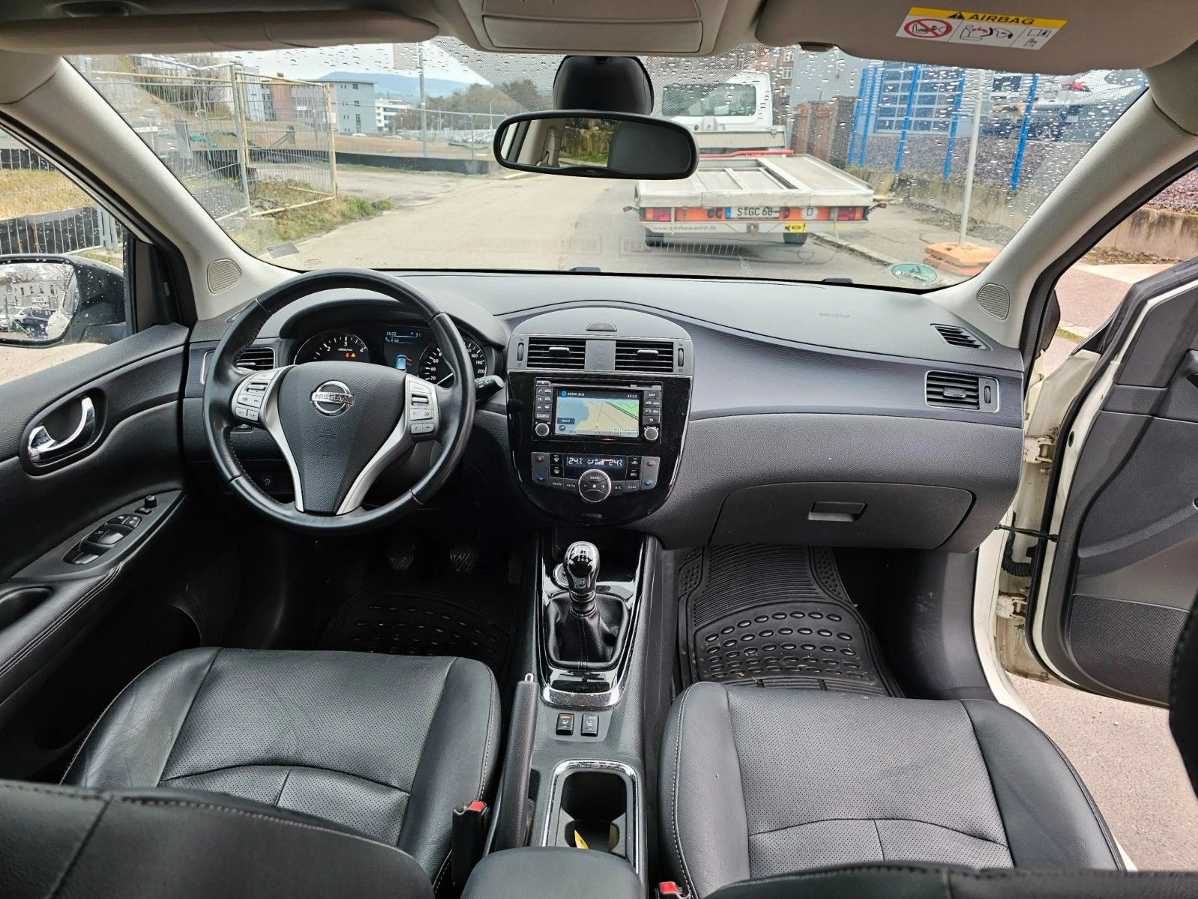 Nissan Pulsar Tekna — photo 10