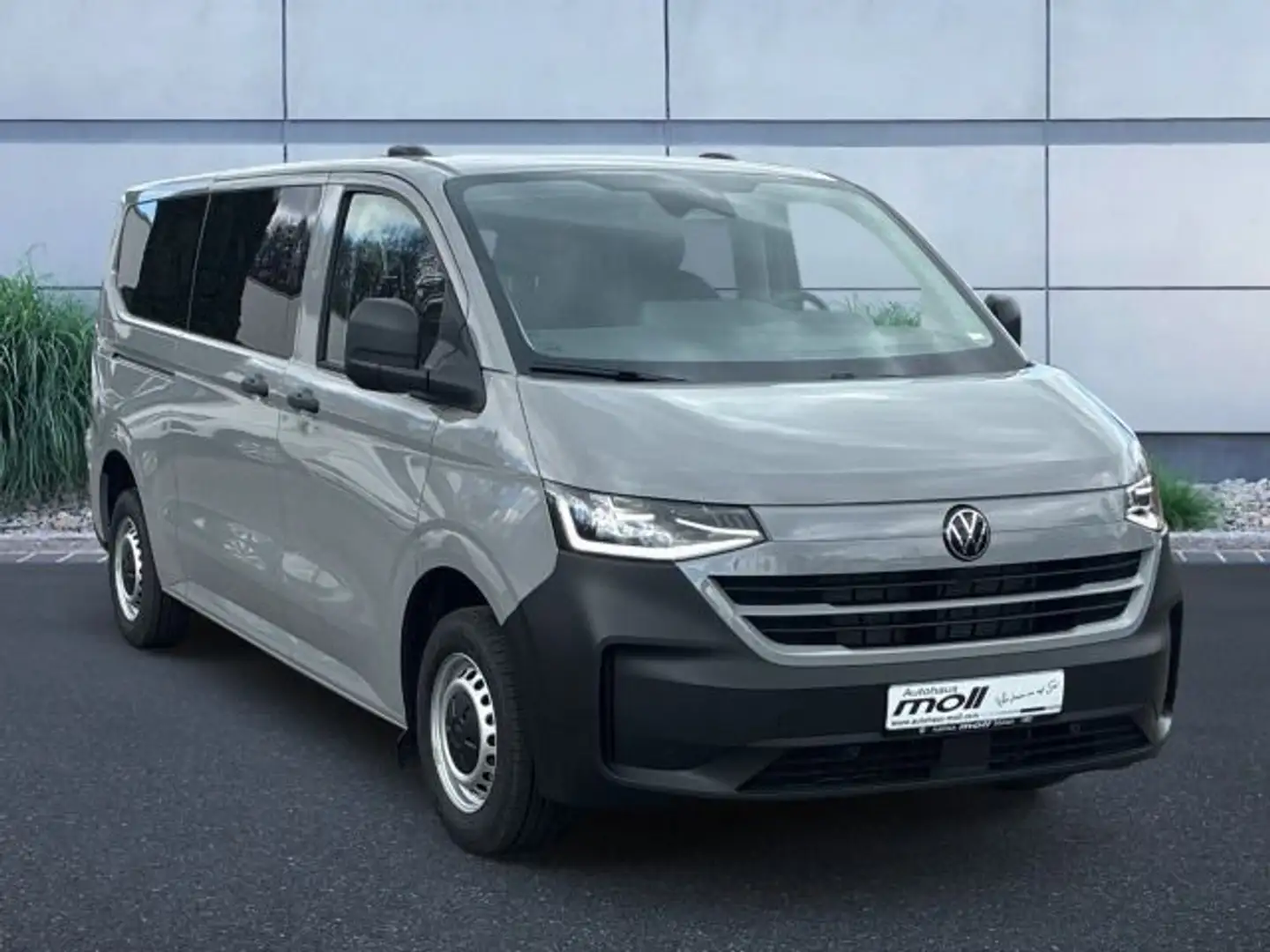 Volkswagen T7 Kombi LR 2.0 TDI Automatik 9-Sitzer, 2xSchieb Grau - 1