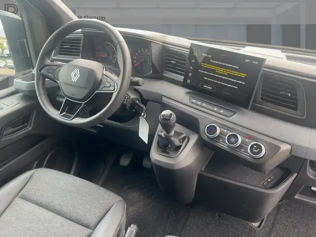 Renault Master view 10