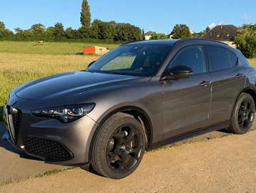Stelvio 2.2 Diesel 16V AT8 Q4 Veloce