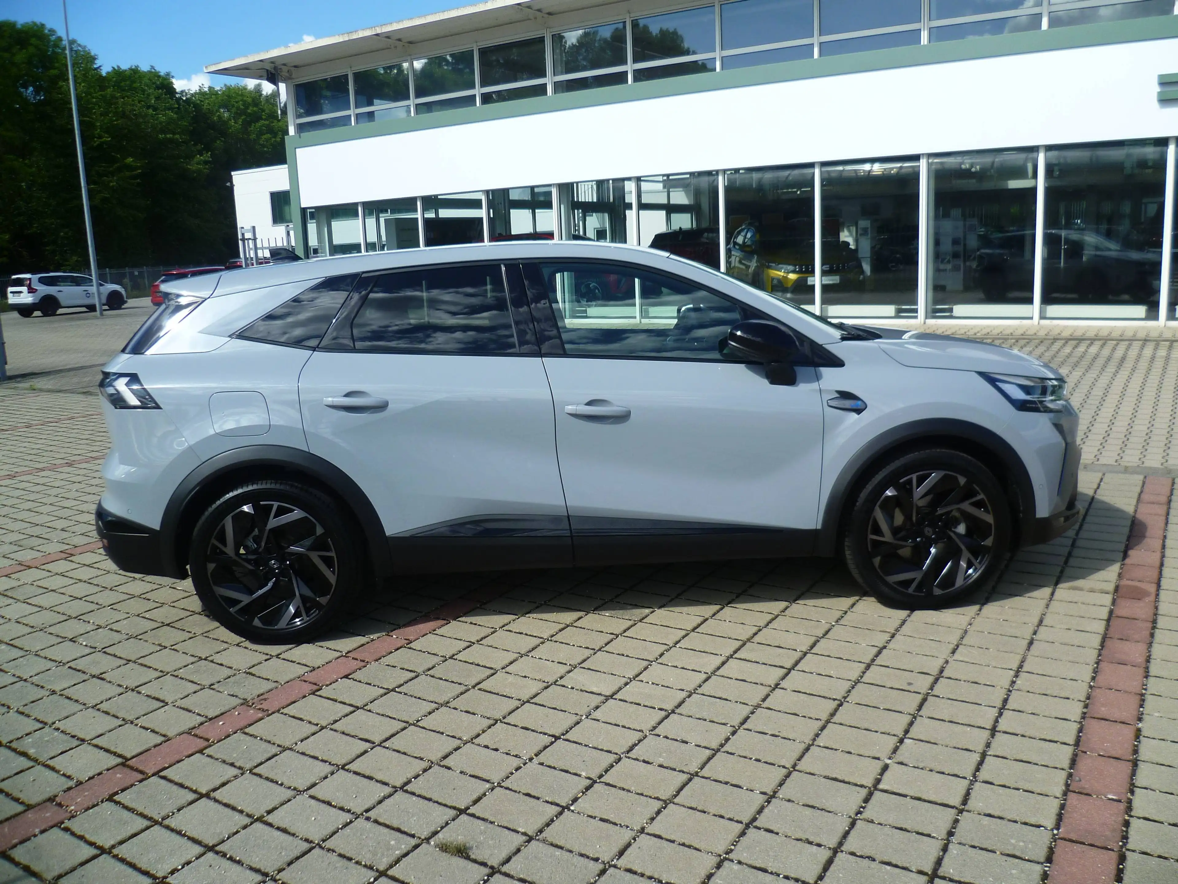 Renault Symbioz 145 E-Tech Full Hybrid Esprit Alpine — photo 7