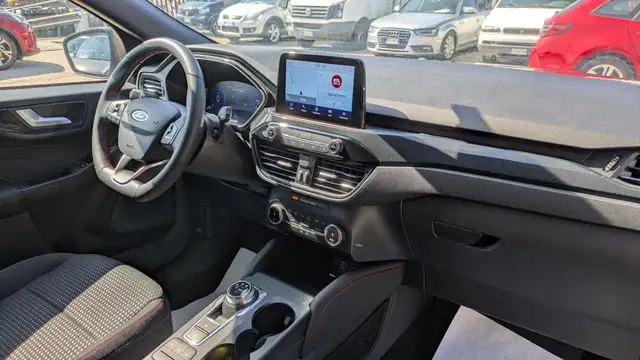 Ford Kuga view 8