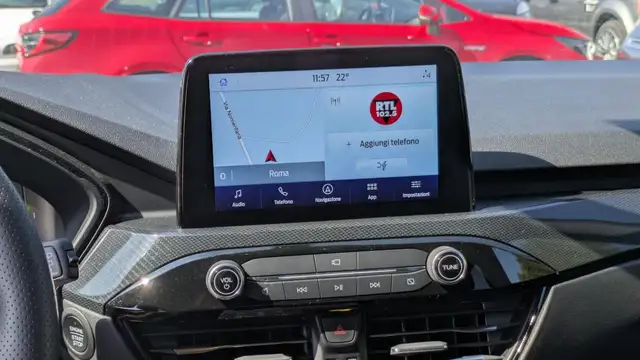 Ford Kuga view 10