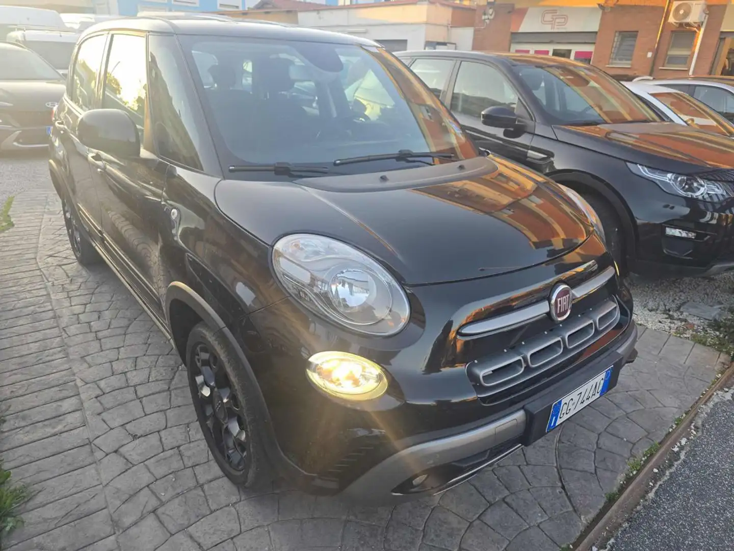 Fiat 500L 1.4 95 CV S&S Cross no vincolo finanz !!!! !!!! Černá - 1