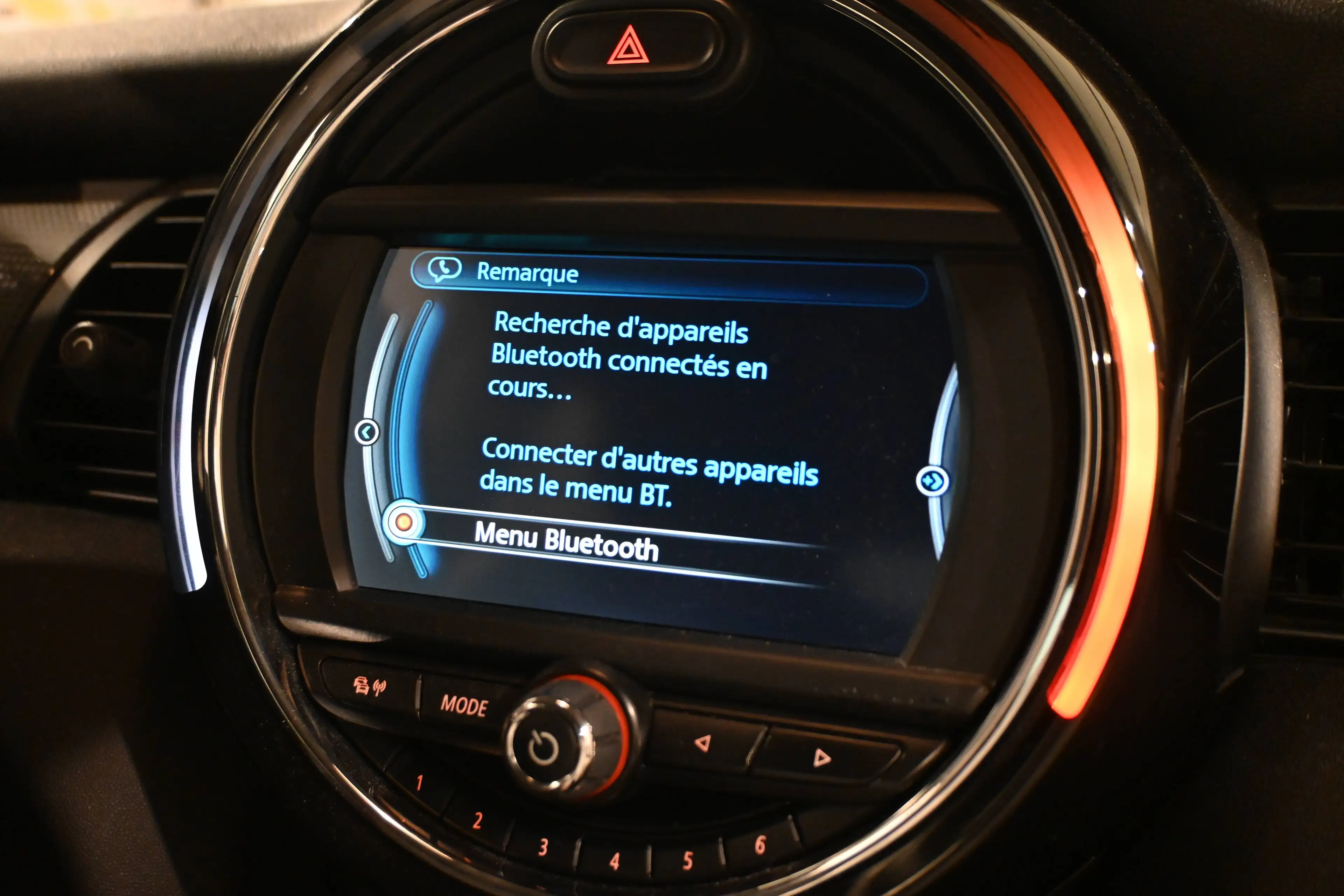 MINI Cooper D 1.5 Cooper D PACK SPORT/ EURO 6 / AUTOMATIQUE / GPS NAVIGATION PROFESSIONNELLE MINI !! — photo 15