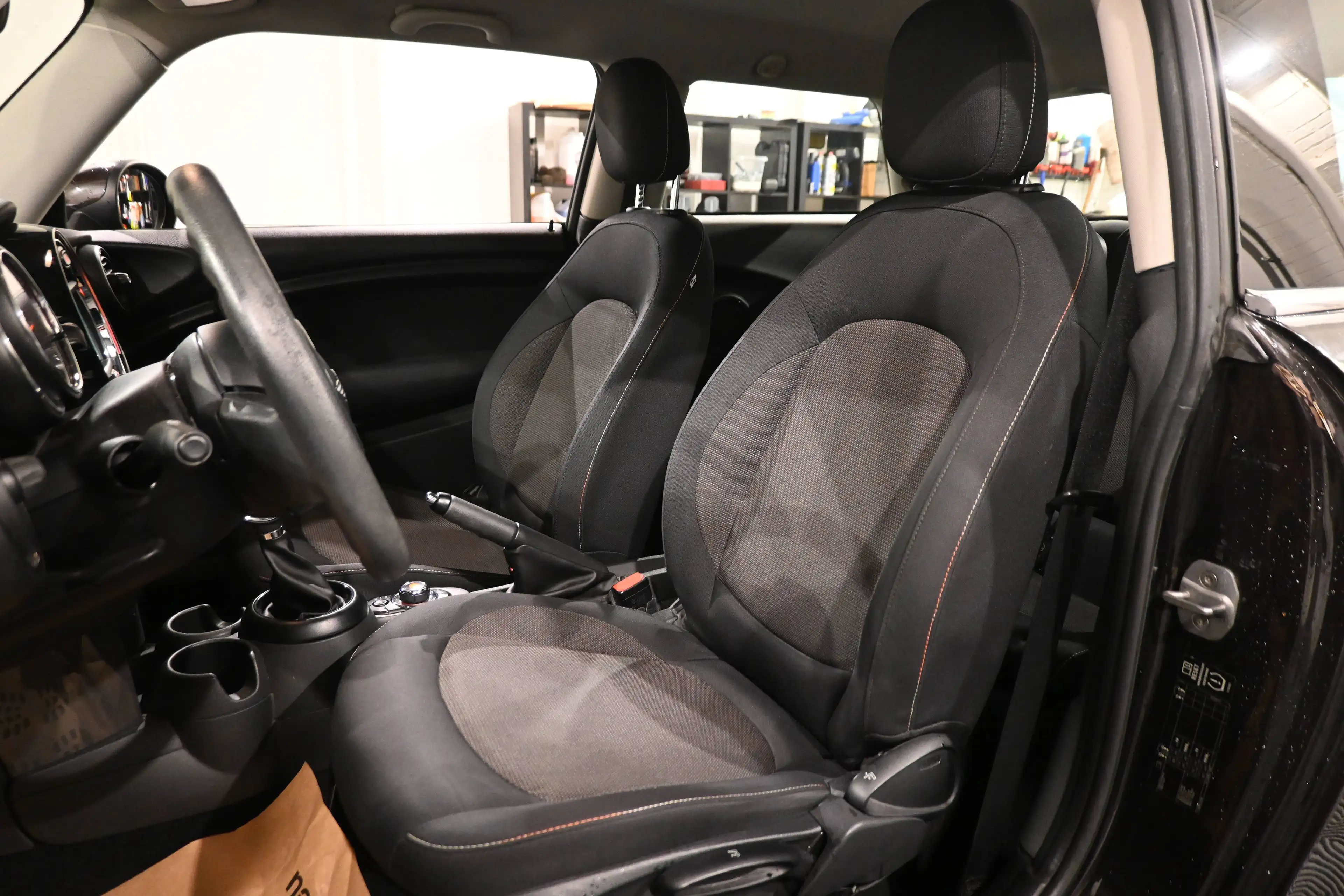 MINI Cooper D 1.5 Cooper D PACK SPORT/ EURO 6 / AUTOMATIQUE / GPS NAVIGATION PROFESSIONNELLE MINI !! — photo 11