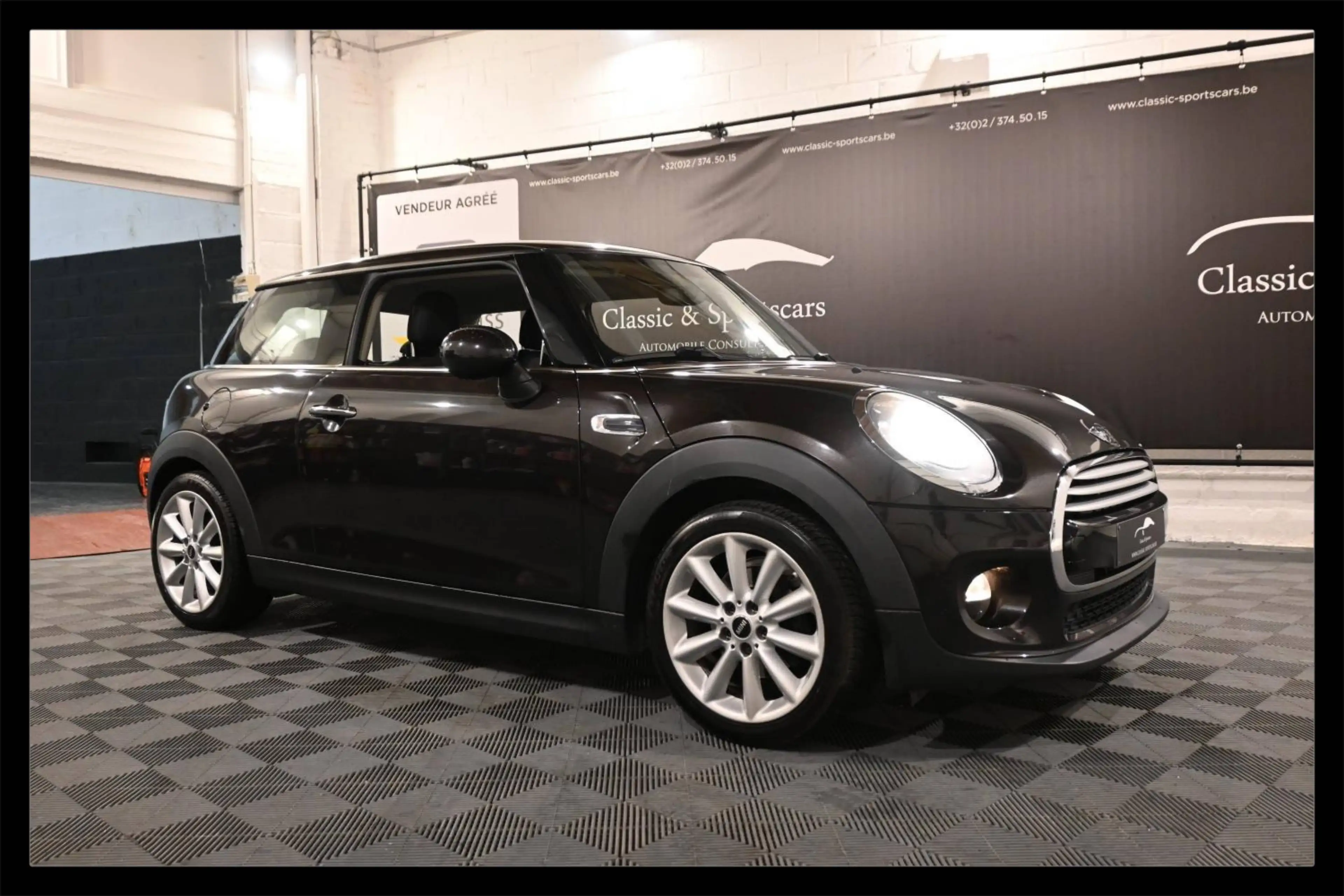 MINI Cooper D 1.5 Cooper D PACK SPORT/ EURO 6 / AUTOMATIQUE / GPS NAVIGATION PROFESSIONNELLE MINI !!