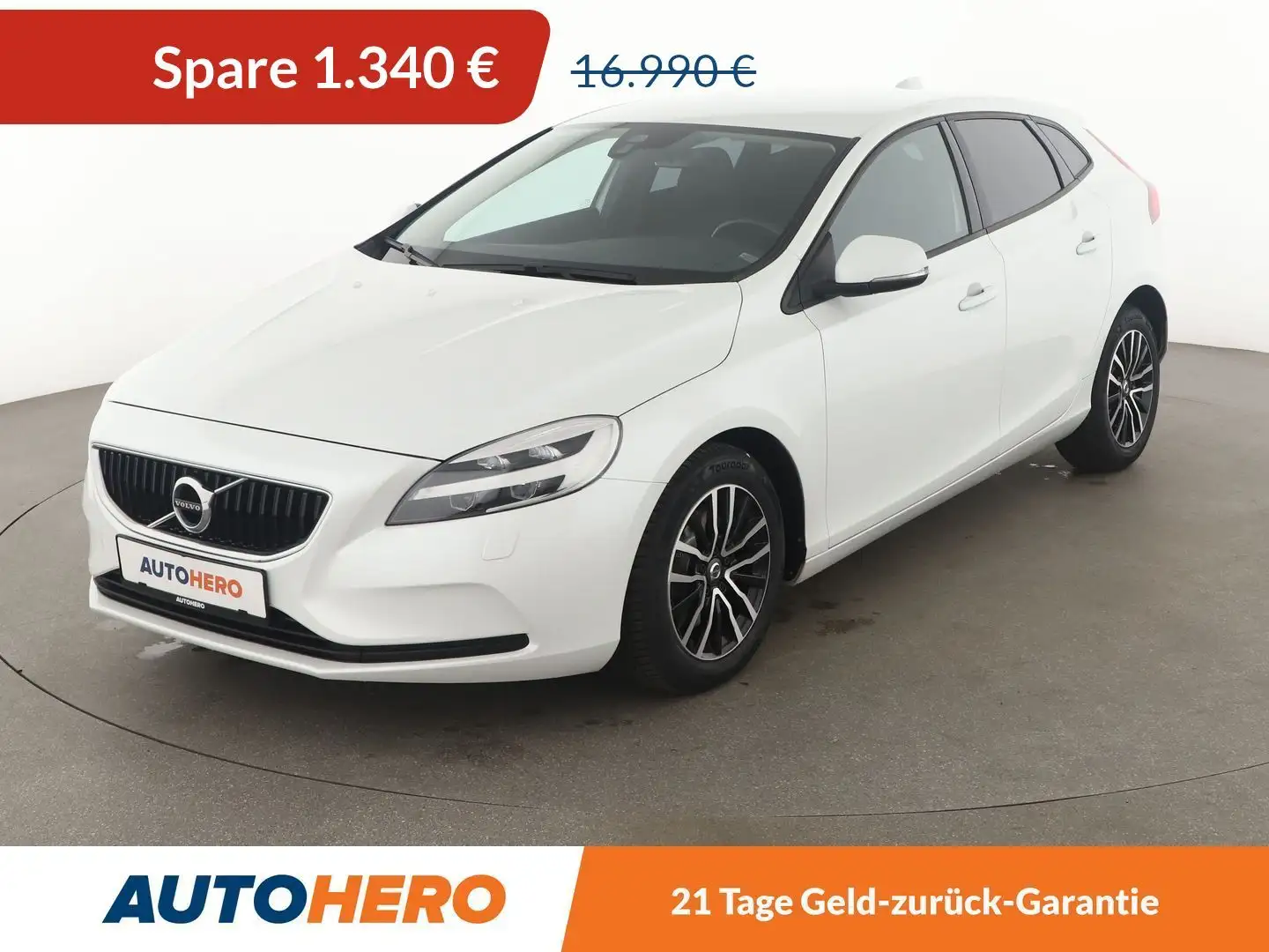 Volvo V40 2.0 T2 Momentum*NAVI*PDC*SHZ*TEMPO* Weiß - 1