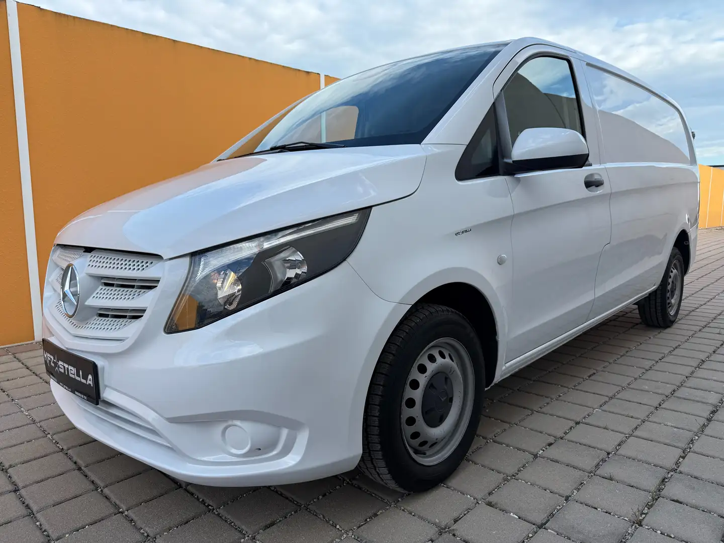 Mercedes-Benz Vito 110 CDI FWD kompakt (447.603) 1.Besitz Blanc - 1