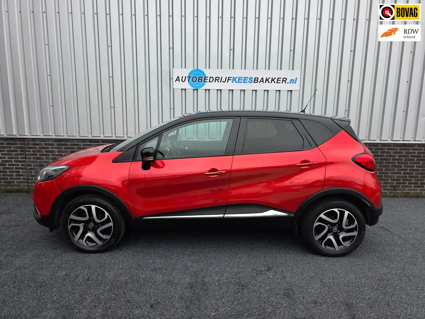 Renault Captur 0.9 TCe Dynamique / TREKHAAK / NAVI / CRUISE Rood - 1