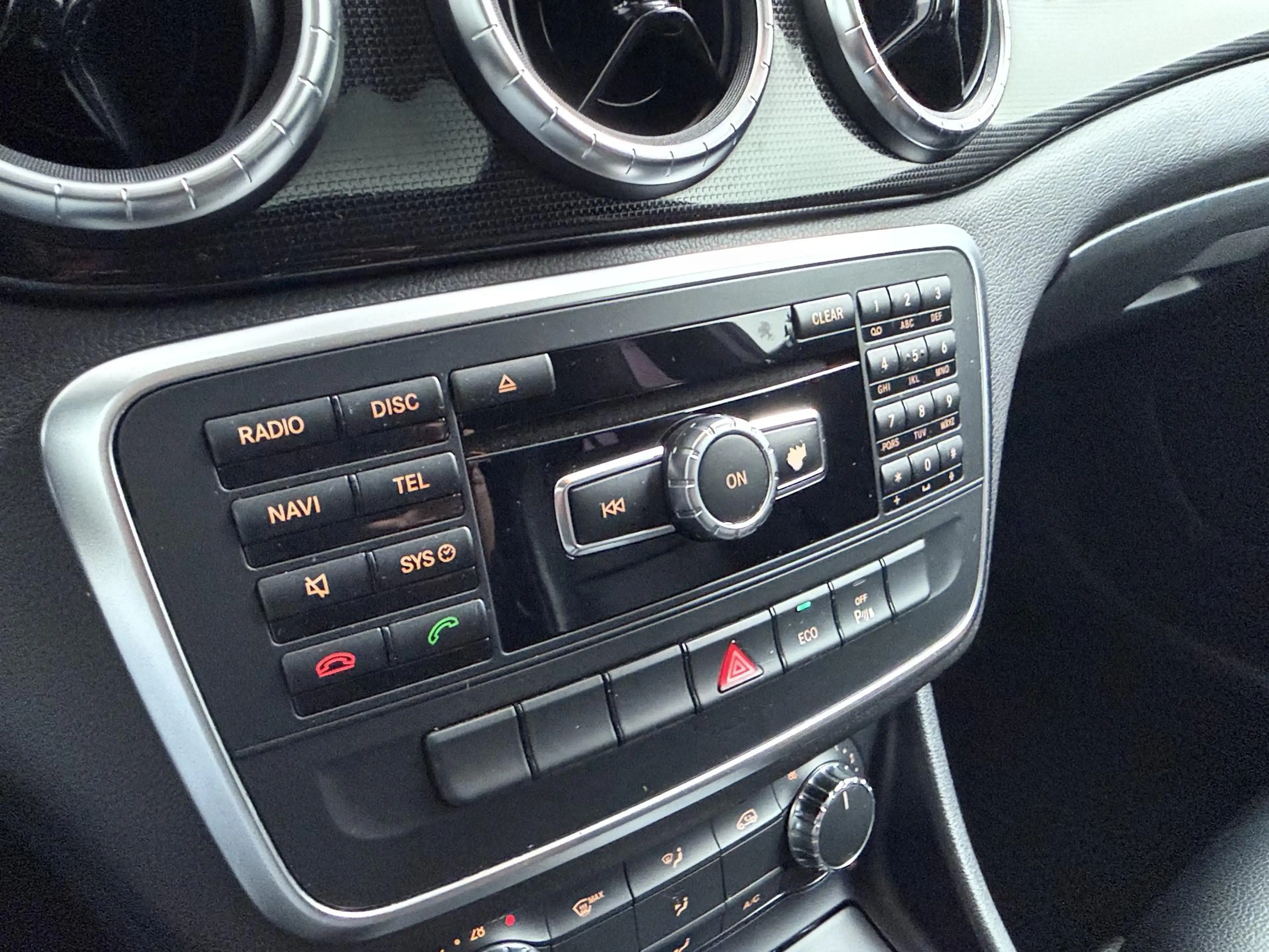 Mercedes-Benz CLA 180 BlueEFF. | Cruise Control | Panoramadak | 18" LMV! — photo 27