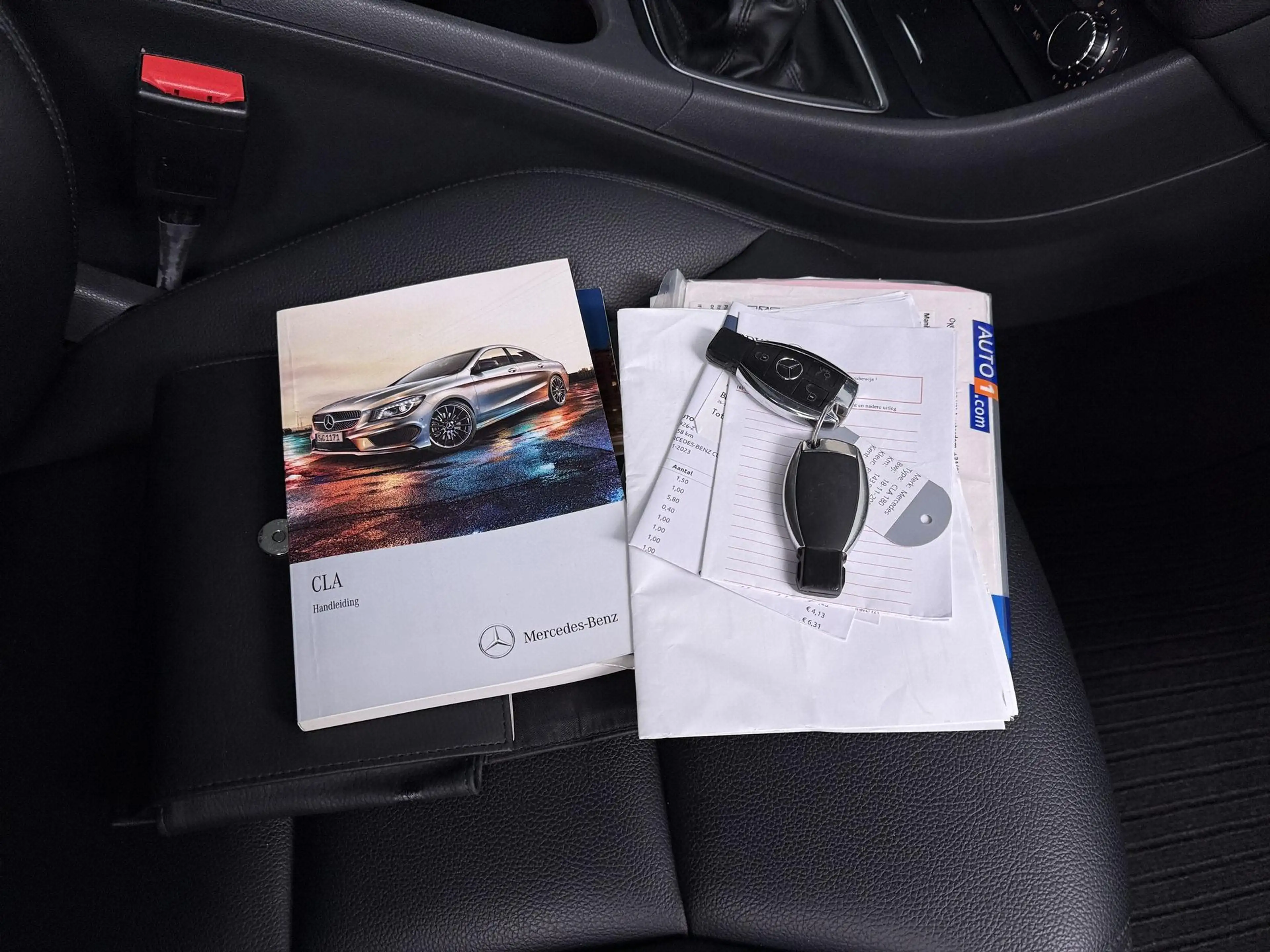 Mercedes-Benz CLA 180 BlueEFF. | Cruise Control | Panoramadak | 18" LMV! — photo 5