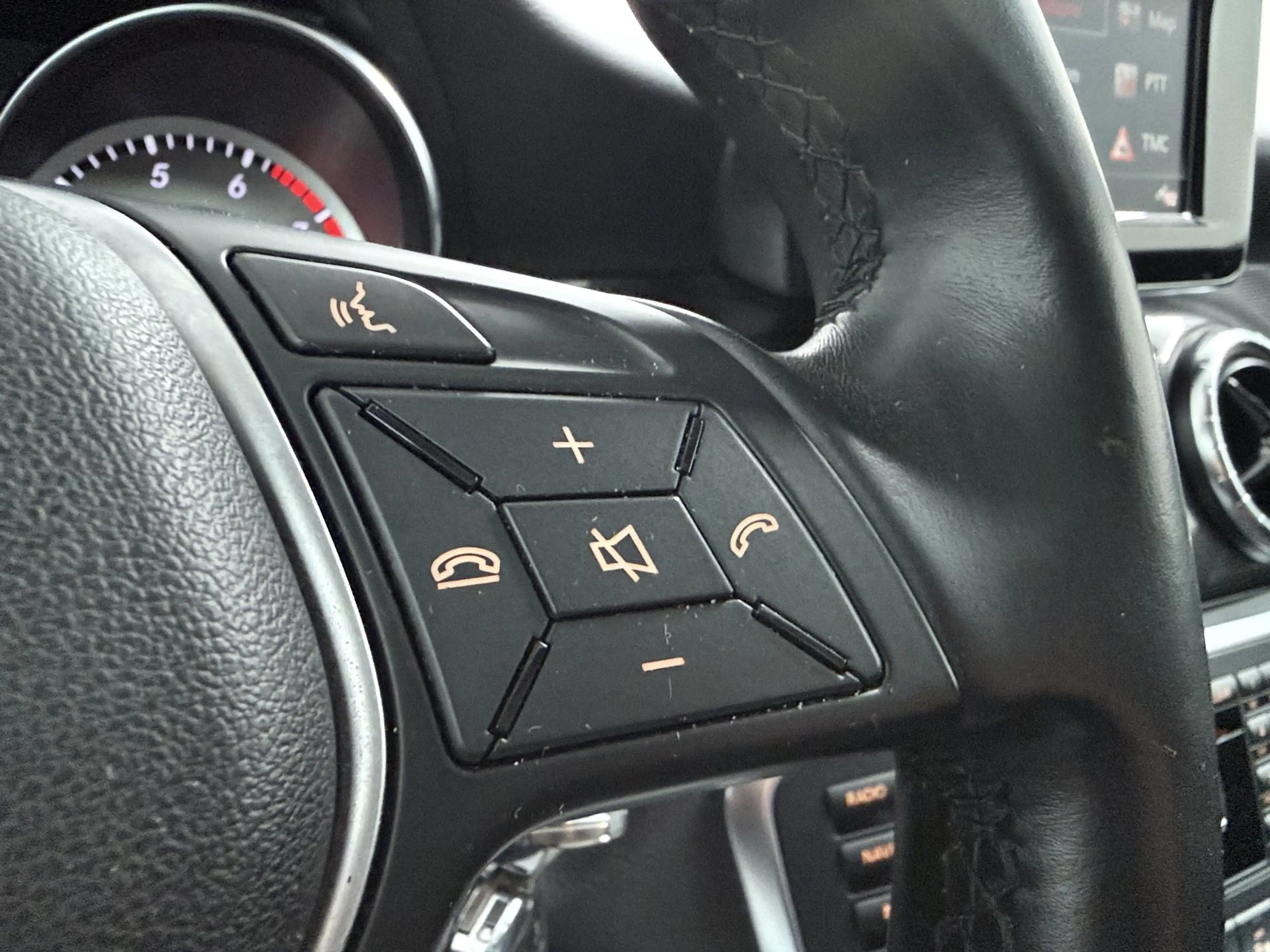 Mercedes-Benz CLA 180 BlueEFF. | Cruise Control | Panoramadak | 18" LMV! — photo 20