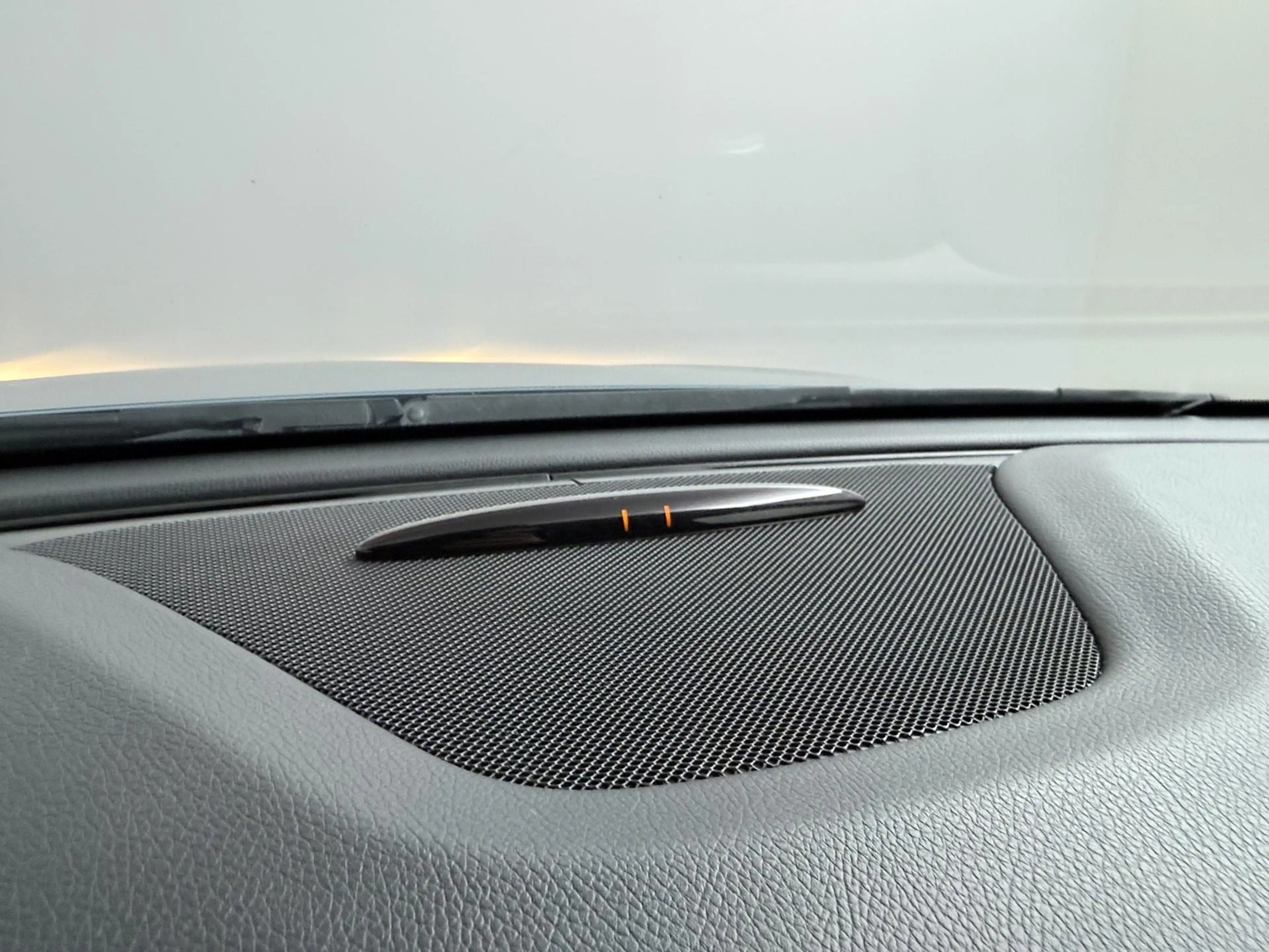 Mercedes-Benz CLA 180 BlueEFF. | Cruise Control | Panoramadak | 18" LMV! — photo 31