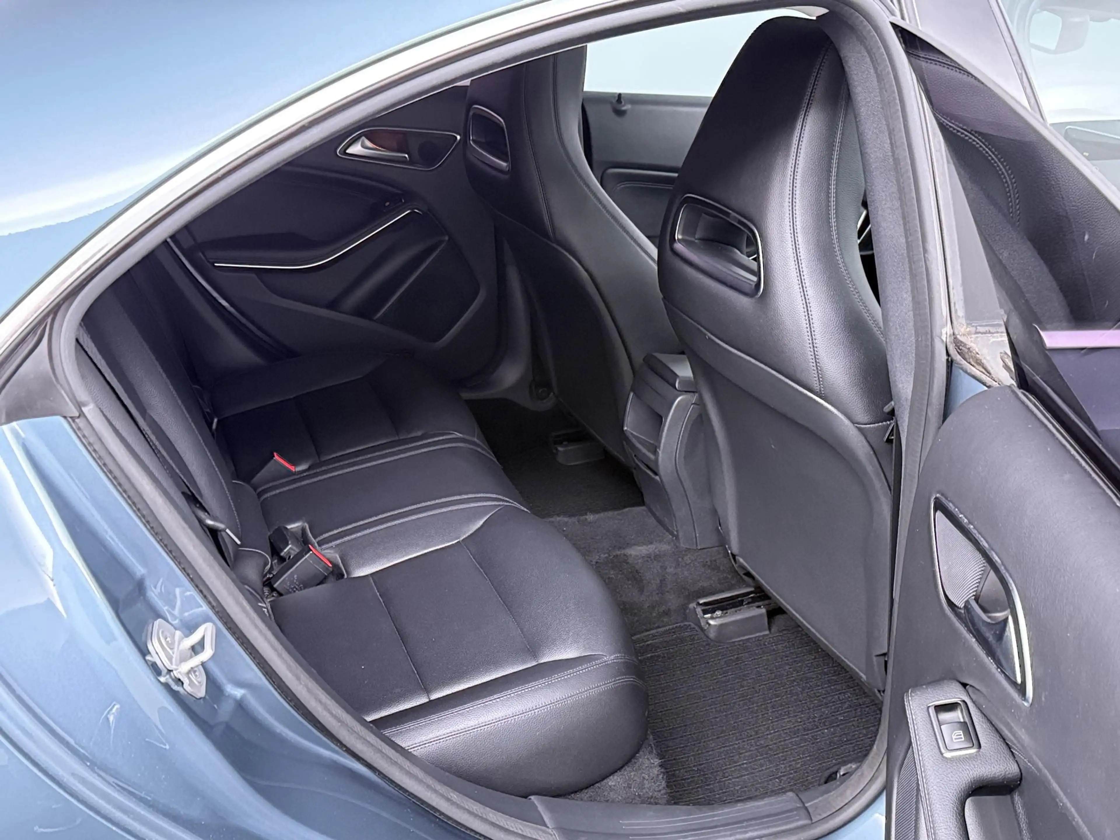 Mercedes-Benz CLA 180 BlueEFF. | Cruise Control | Panoramadak | 18" LMV! — photo 32