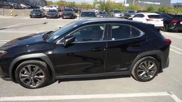 AWD HYBRID F SPORT 2 BLACK RED INTERIOR 47 KM WARR