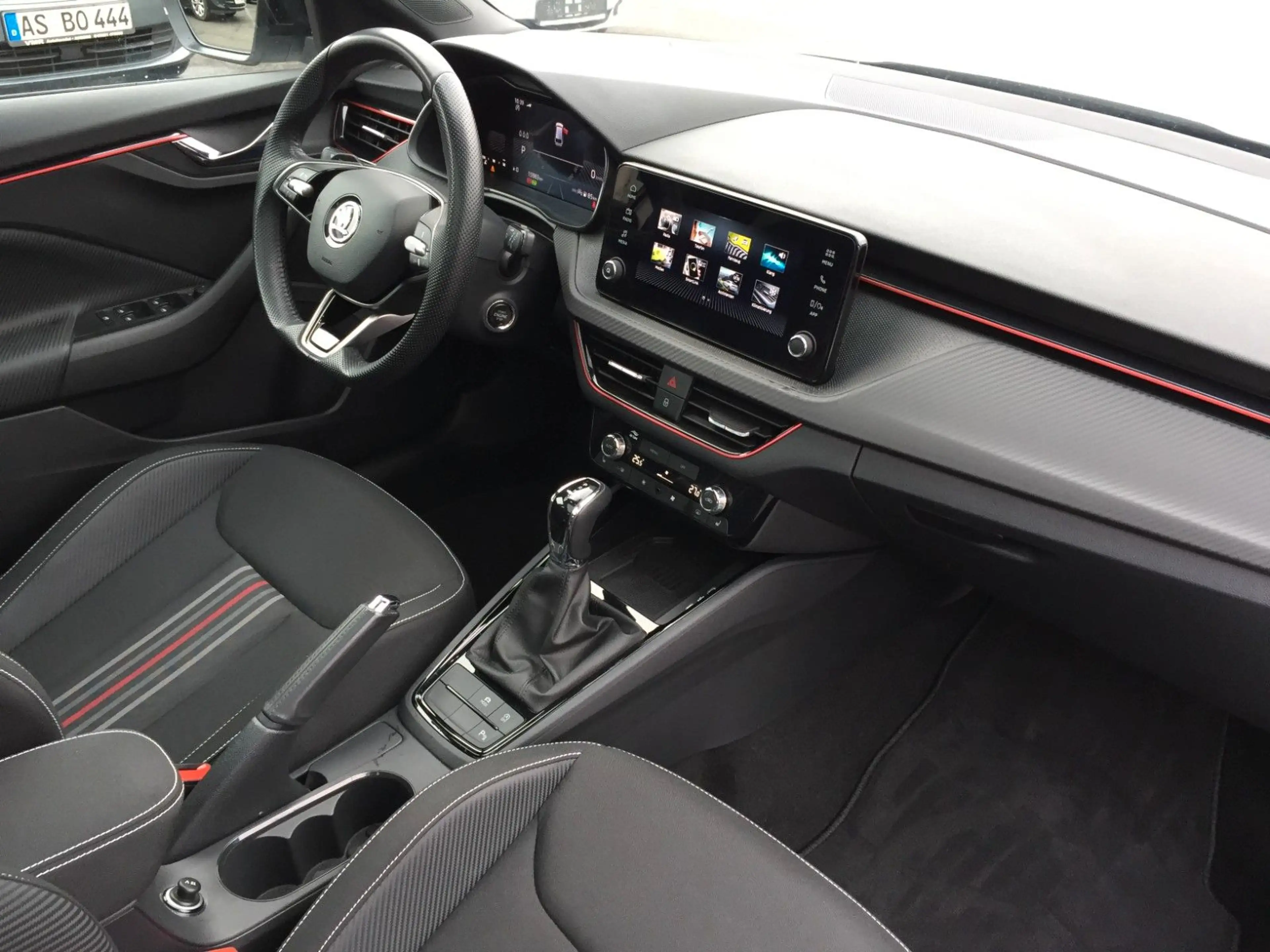 Skoda Scala SCALA MONTE CARLO 150PS DSG 8xASSISTENT 18ZOLL — photo 13