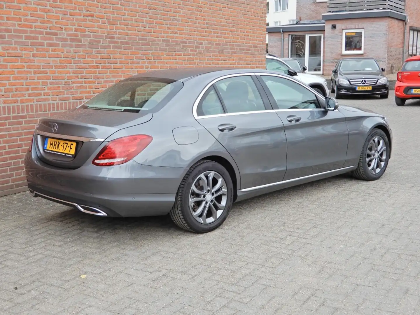 Mercedes-Benz 180 PRESTIGE  automaat schuifdak Grijs - 2