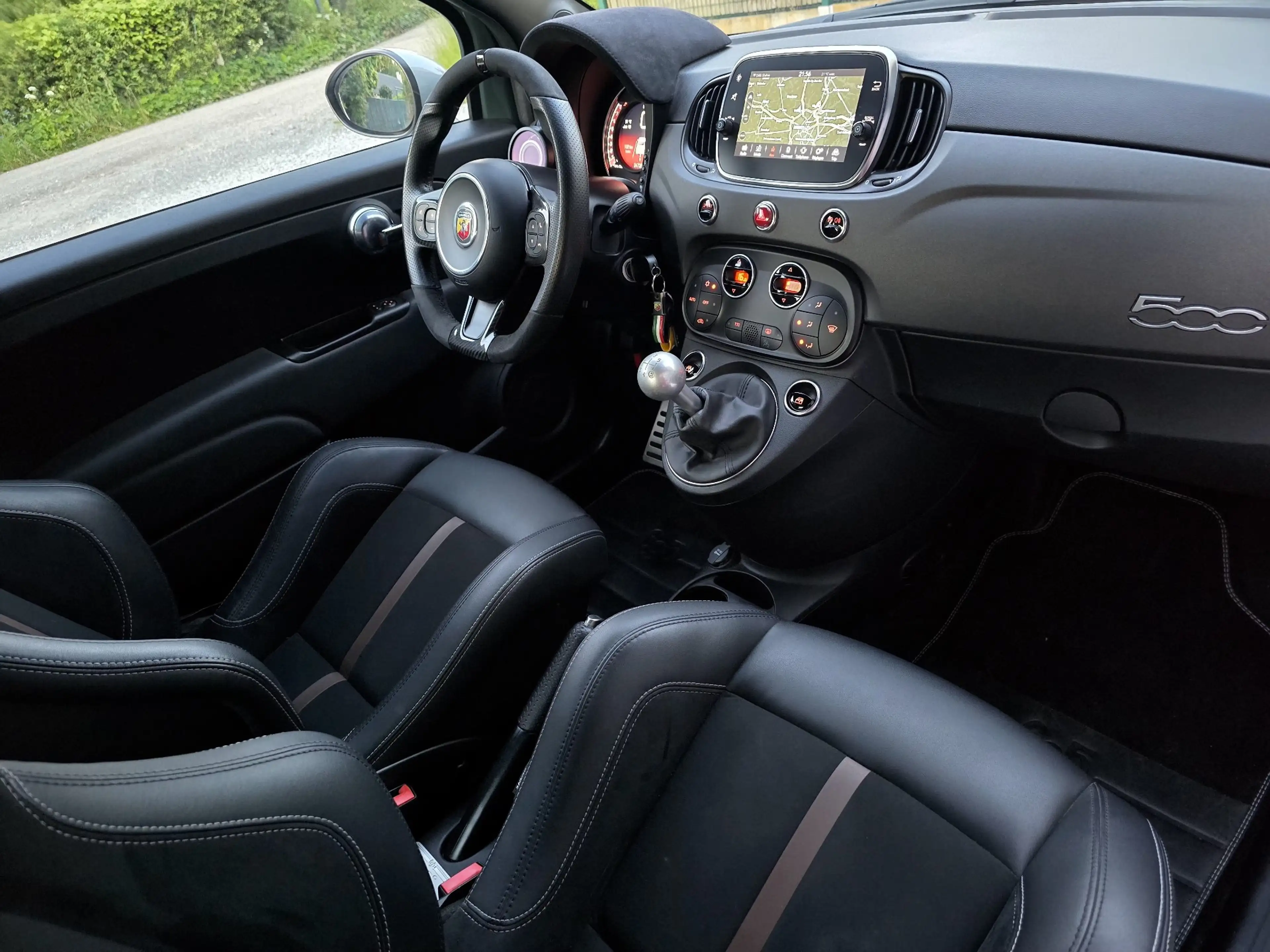 Abarth 695 1.4 T-Jet (179ch) 70th ANNIVERSARIO 2021 34.735km — photo 10