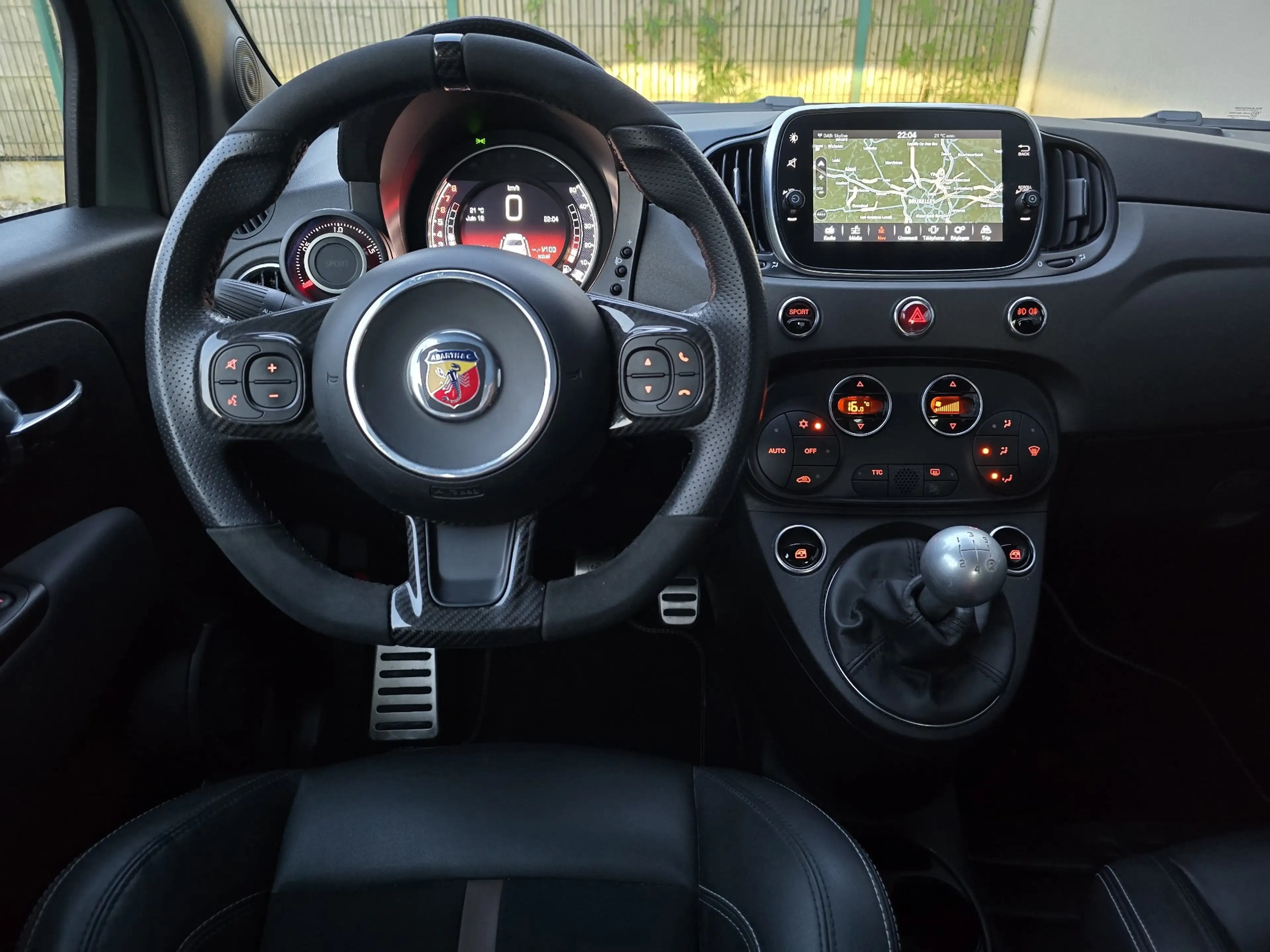 Abarth 695 1.4 T-Jet (179ch) 70th ANNIVERSARIO 2021 34.735km — photo 15