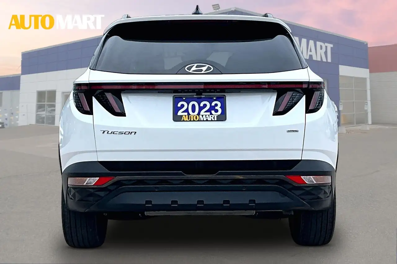 Hyundai TUCSON снимка Hyundai TUCSON