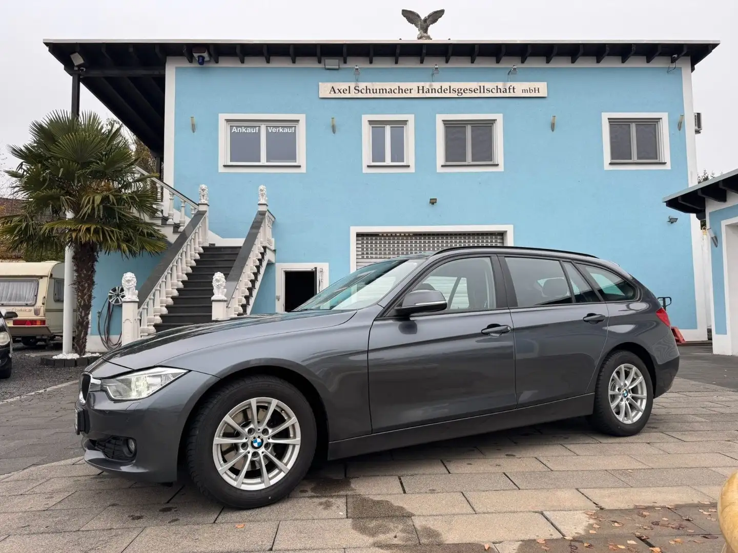 BMW 320 d Touring Autom/Xenon/Navi/2.Hand Gris - 1