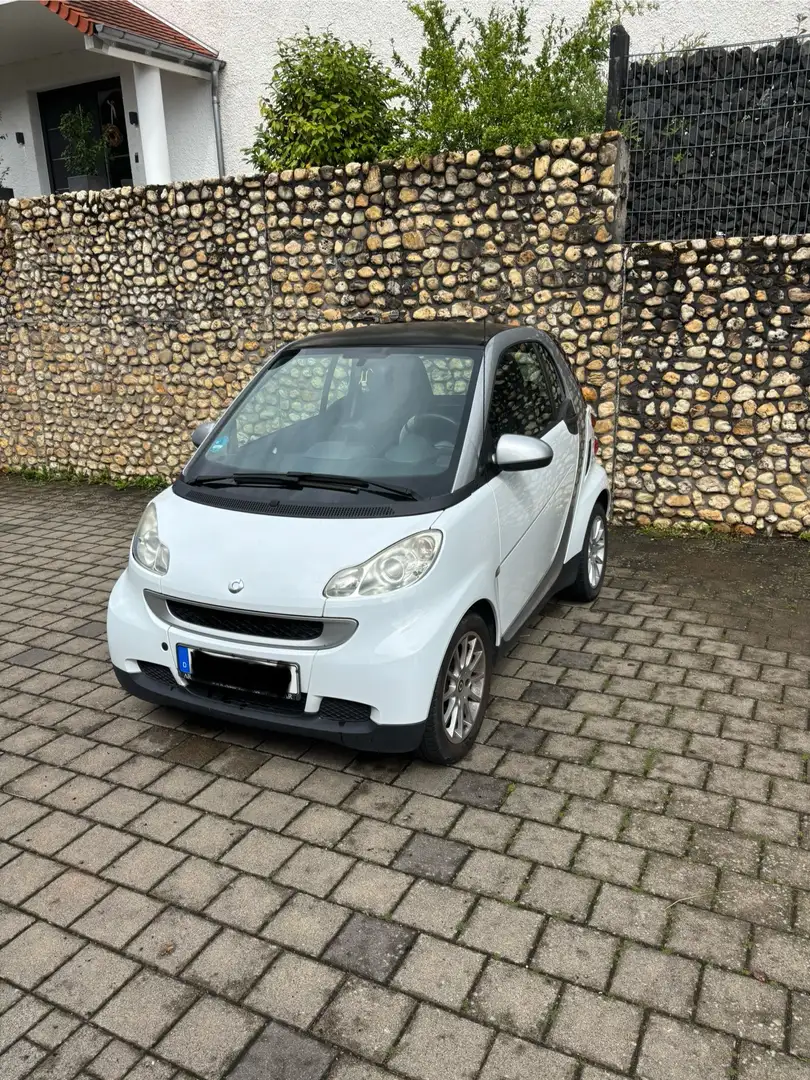 smart forTwo Micro Hybrid Drive 52kW (451.380) Weiß - 1
