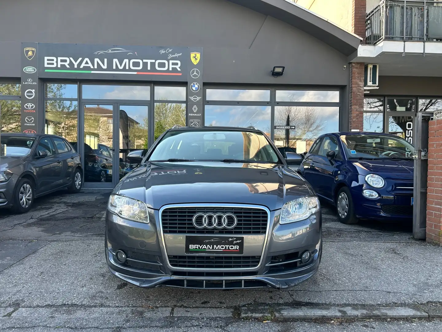 Audi A4 2.0 16V TDI Avant Grigio - 1